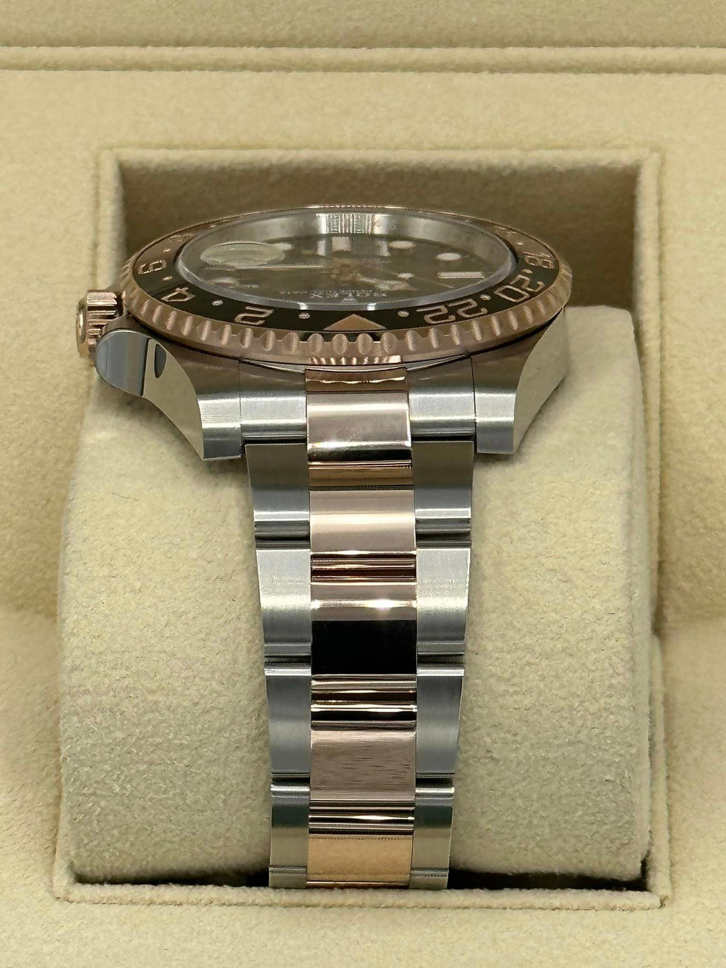 NEW 2023 Rolex GMT-Master II "Rootbeer" 40mm 126711CHNR Two-Tone