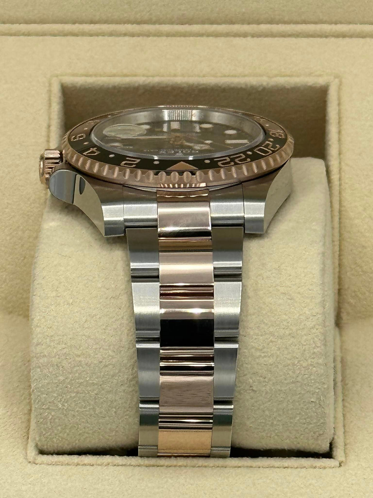 NEW 2023 Rolex GMT-Master II "Rootbeer" 40mm 126711CHNR Two-Tone