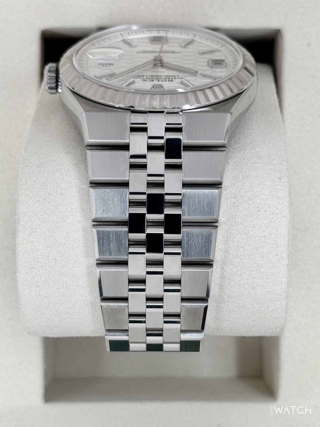 NEW 2026 Rolex Land-Dweller 40mm 127334 Stainless Steel Jubilee White Dial
