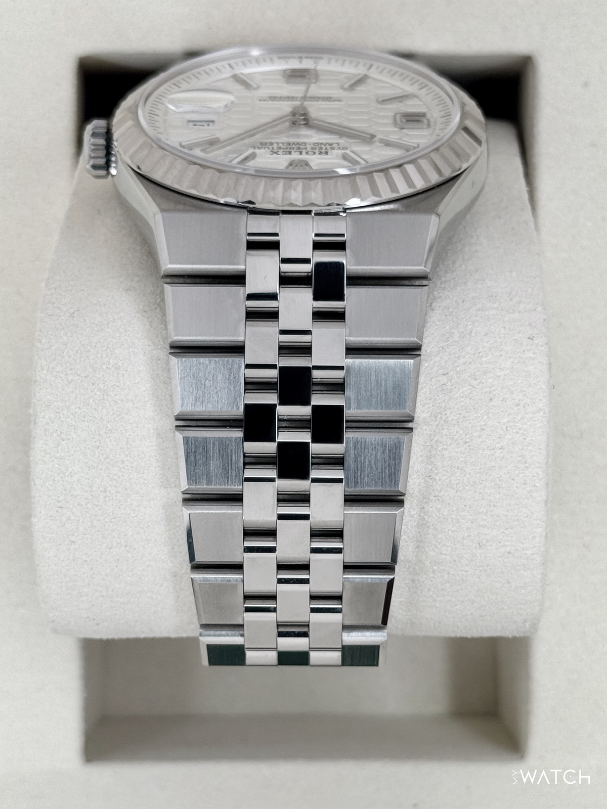 NEW 2026 Rolex Land-Dweller 40mm 127334 Stainless Steel Jubilee White Dial