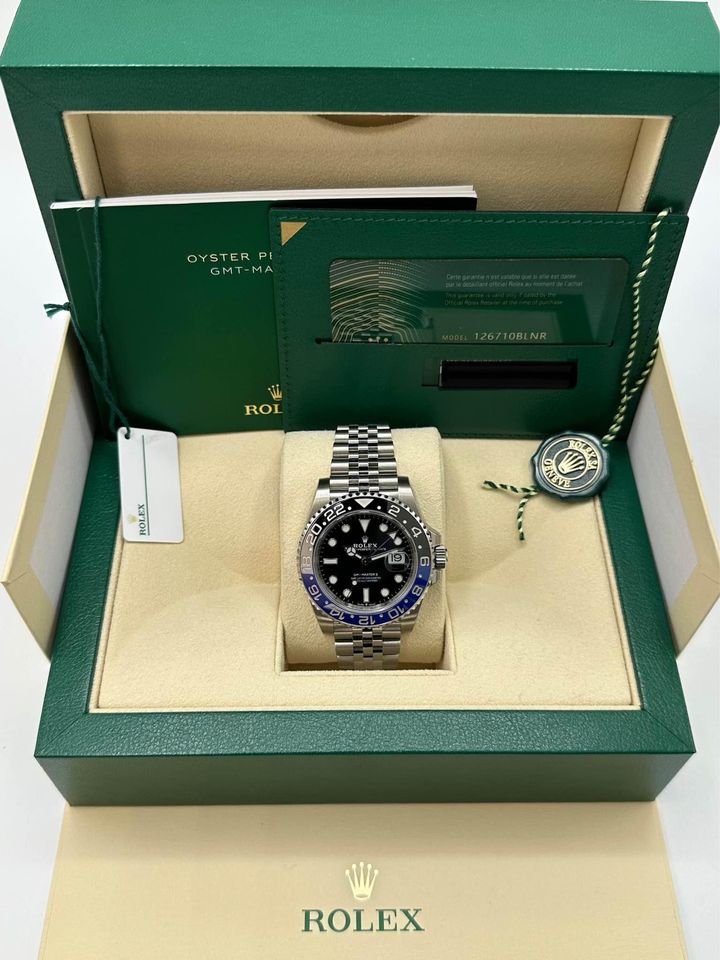 NEW 2022 Rolex GMT-Master II "Batgirl" 40mm 126710BLNR Jubilee Black Dial