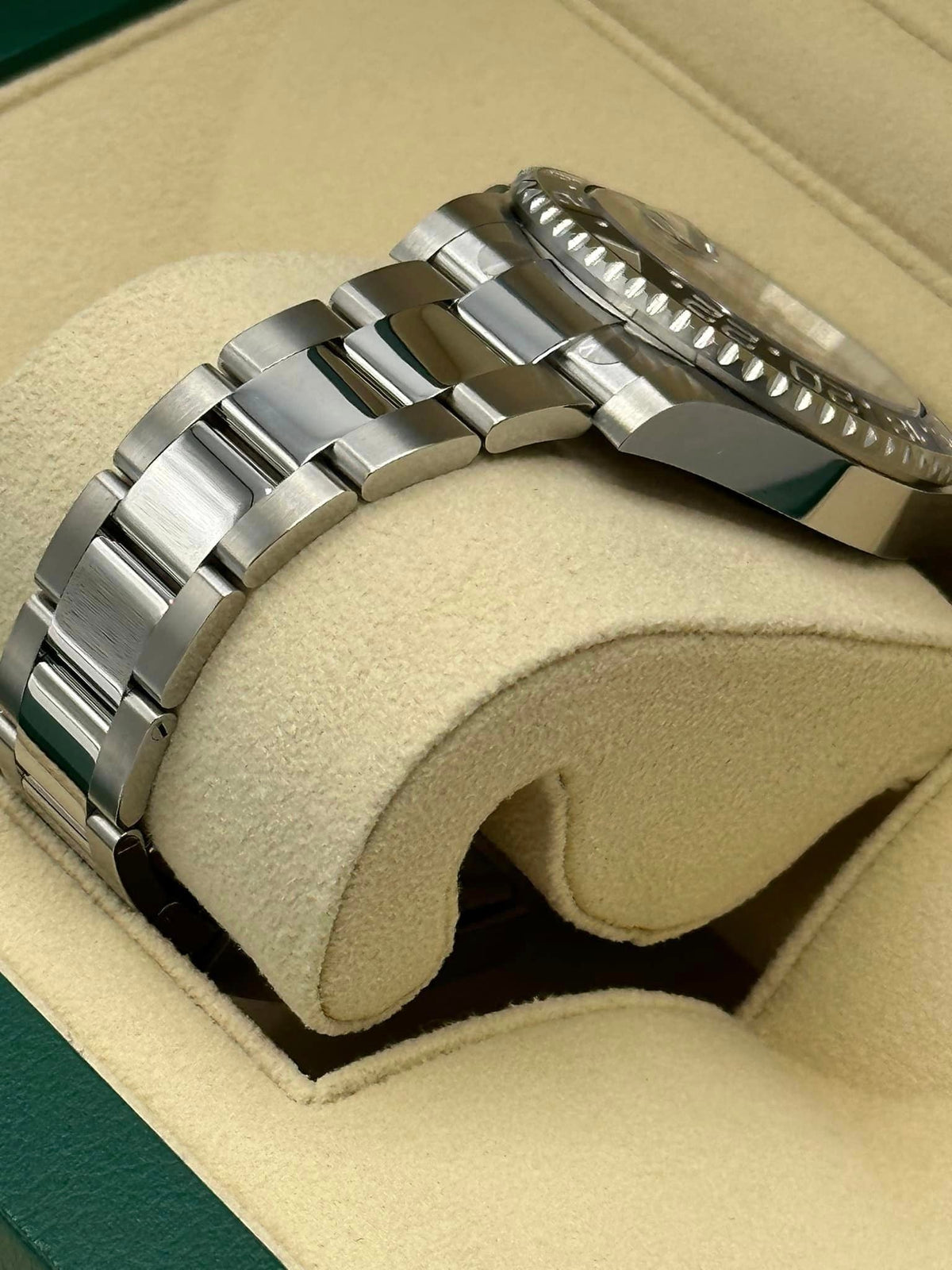 NEW 2023 Rolex GMT-Master II "Batman" 40mm 126710BLNR Oyster