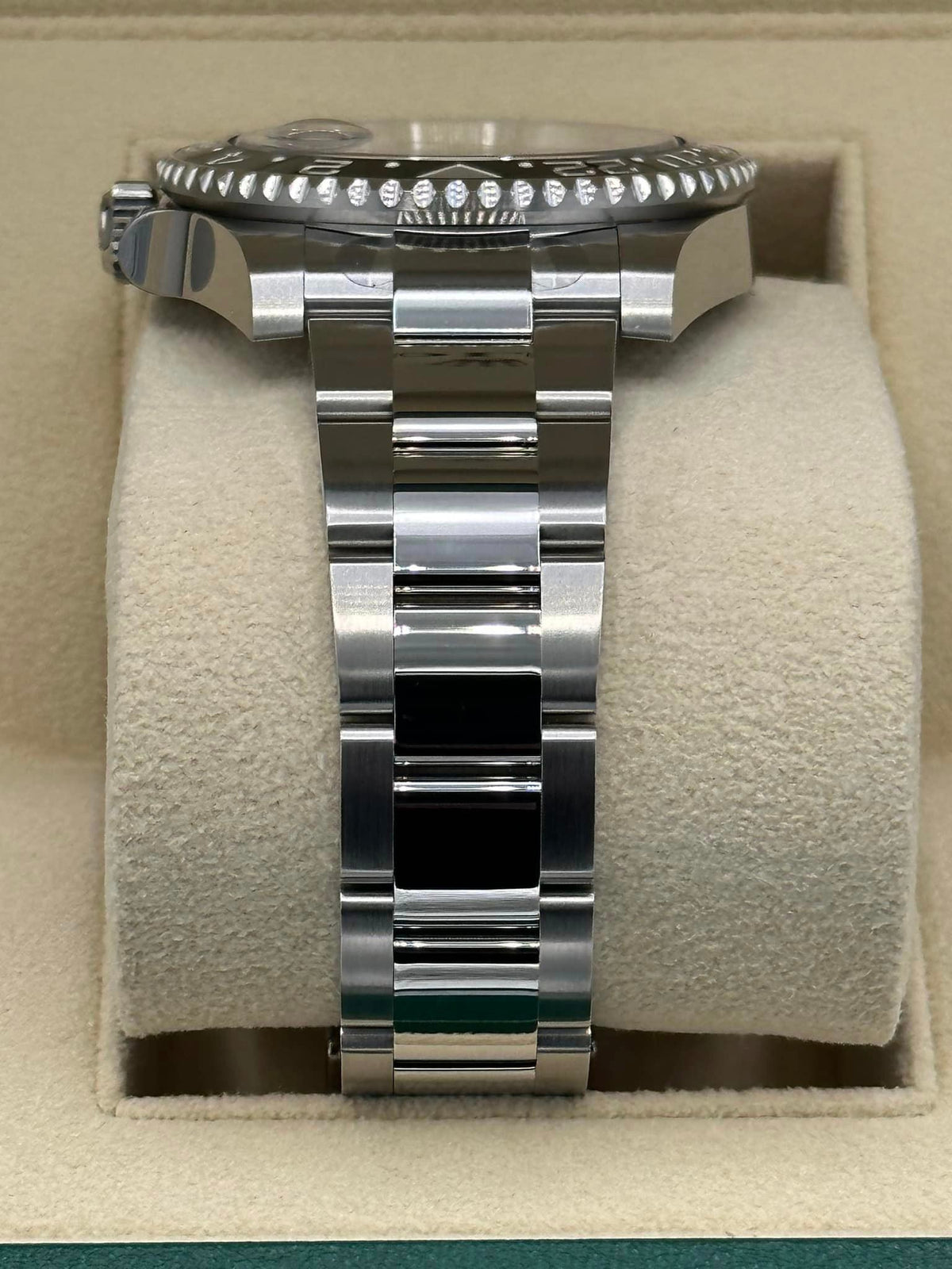 NEW 2023 Rolex GMT-Master II "Batman" 40mm 126710BLNR Oyster