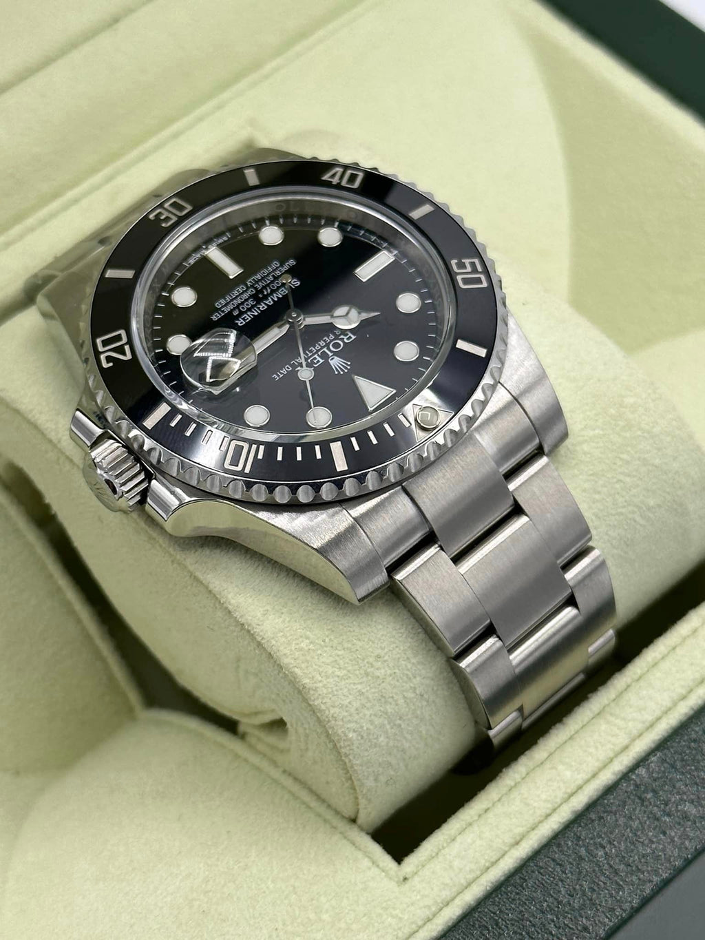 2016 Rolex Submariner 40mm 116610LN Stainless Steel Black Dial
