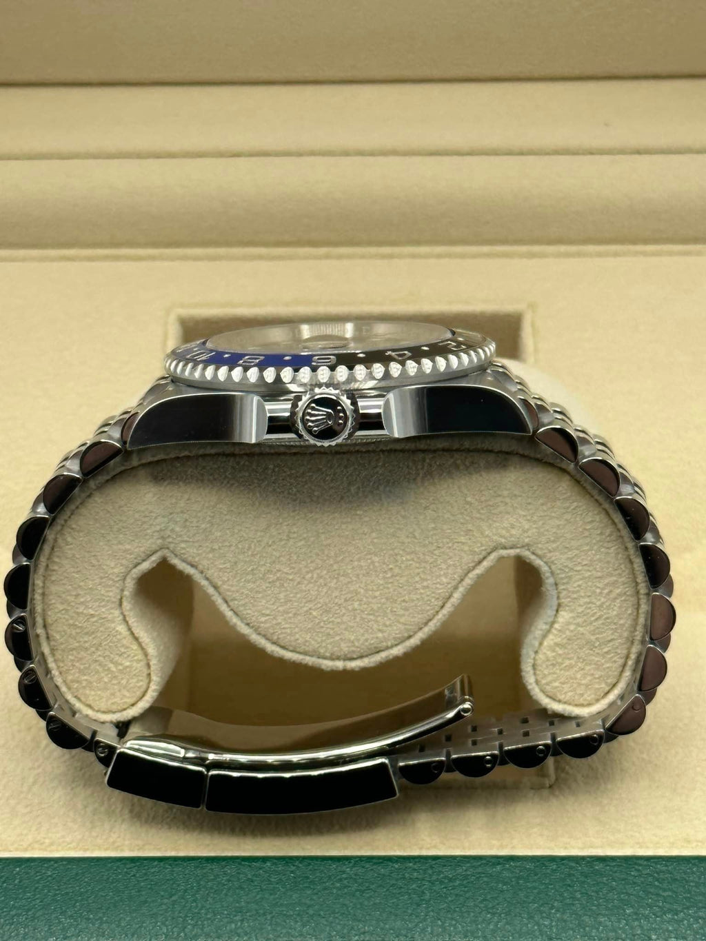 NEW 2023 Rolex GMT-Master II "Batgirl" 40mm 126710BLNR Jubilee Black Dial