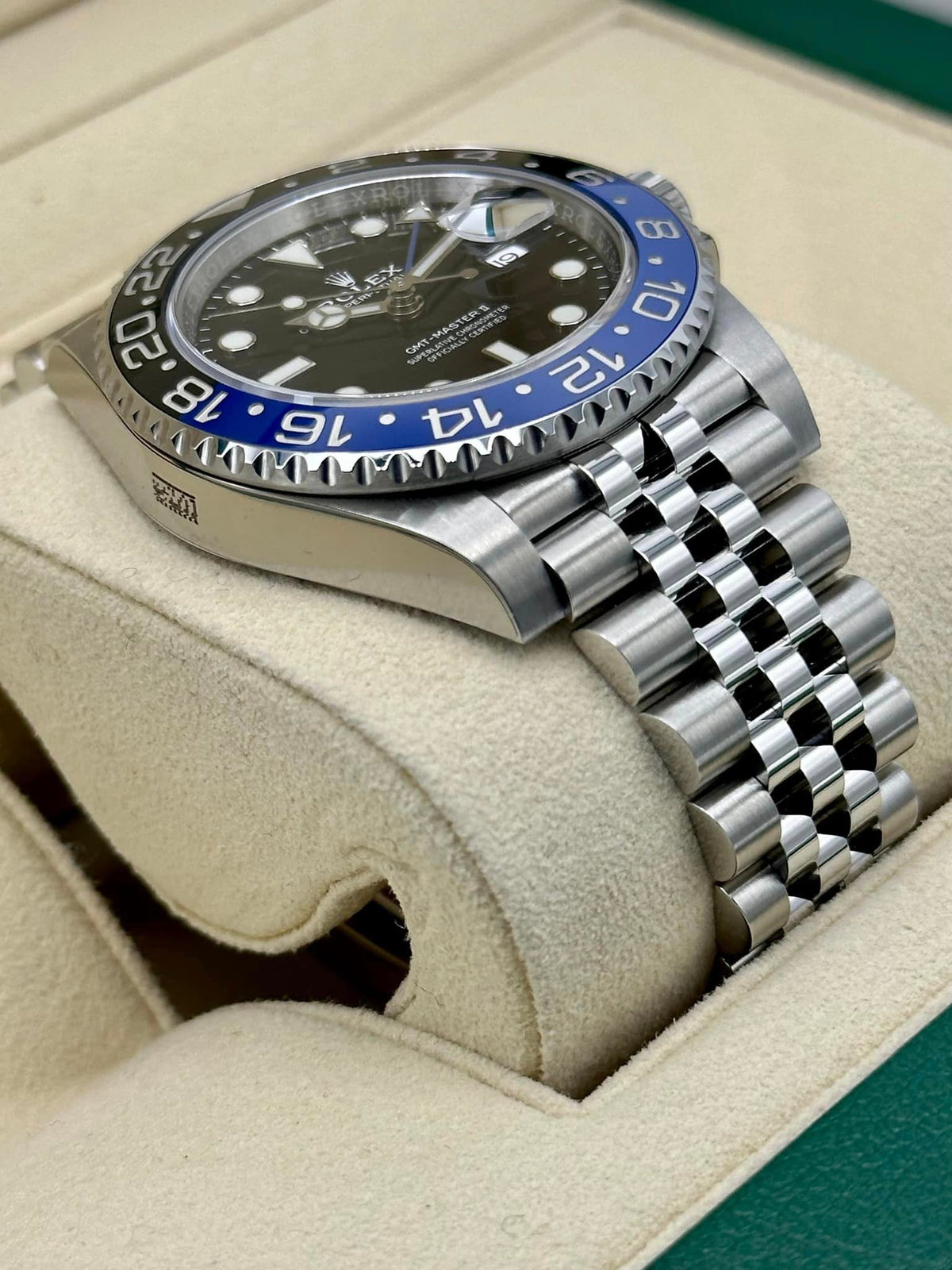 NEW 2022 Rolex GMT-Master II "Batgirl" 40mm 126710BLNR Jubilee Black Dial