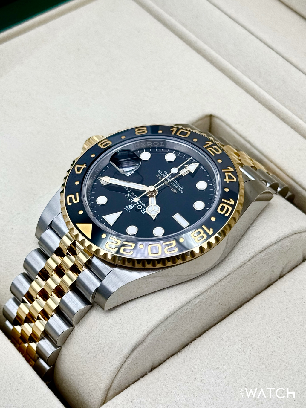 NEW 2025 Rolex GMT-Master II 40mm 126713GRNR Two-Tone Jubilee