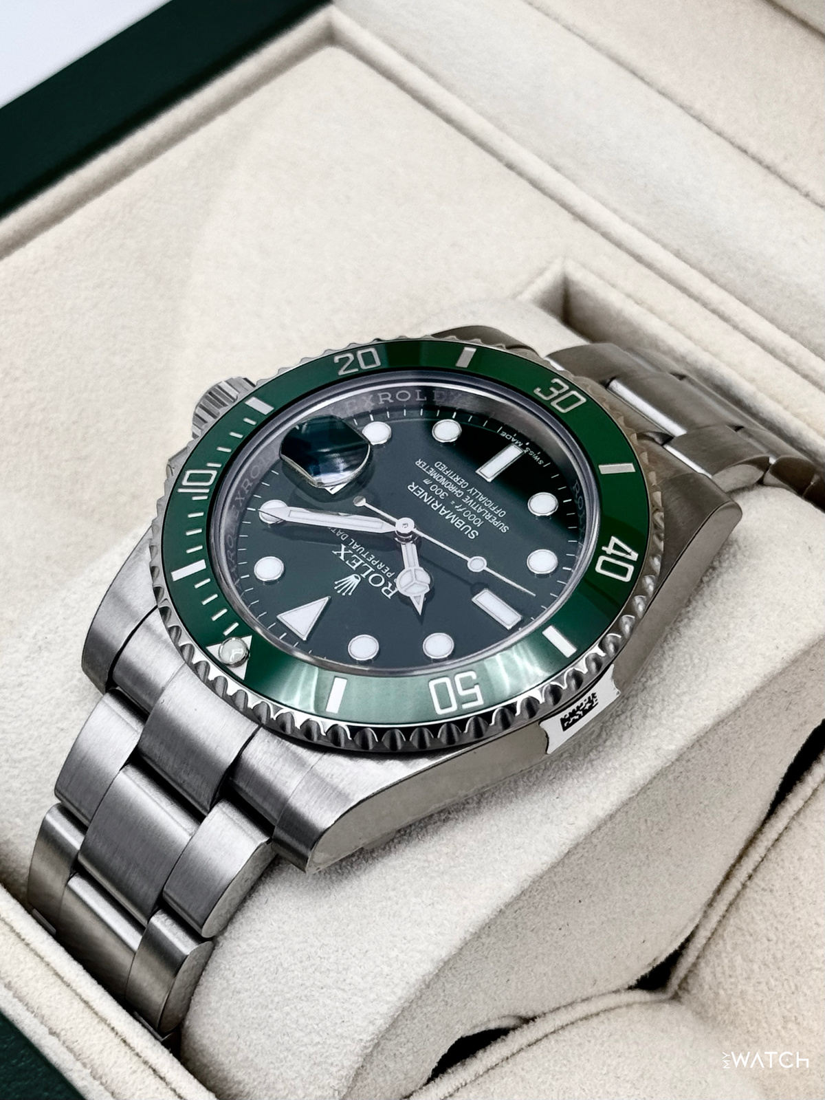 2016 Rolex Submariner “Hulk” 40mm 116610LV Green Dial (STICKERED)