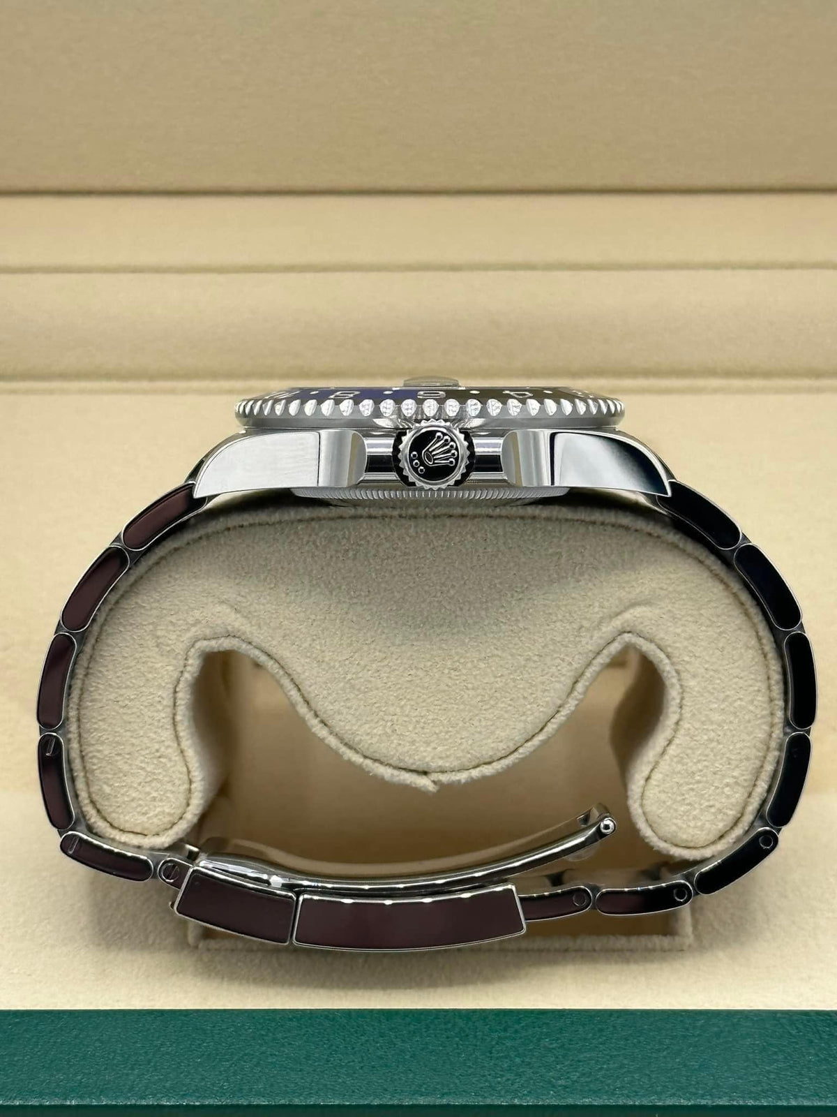 NEW 2023 Rolex GMT-Master II "Batman" 40mm 126710BLNR Oyster