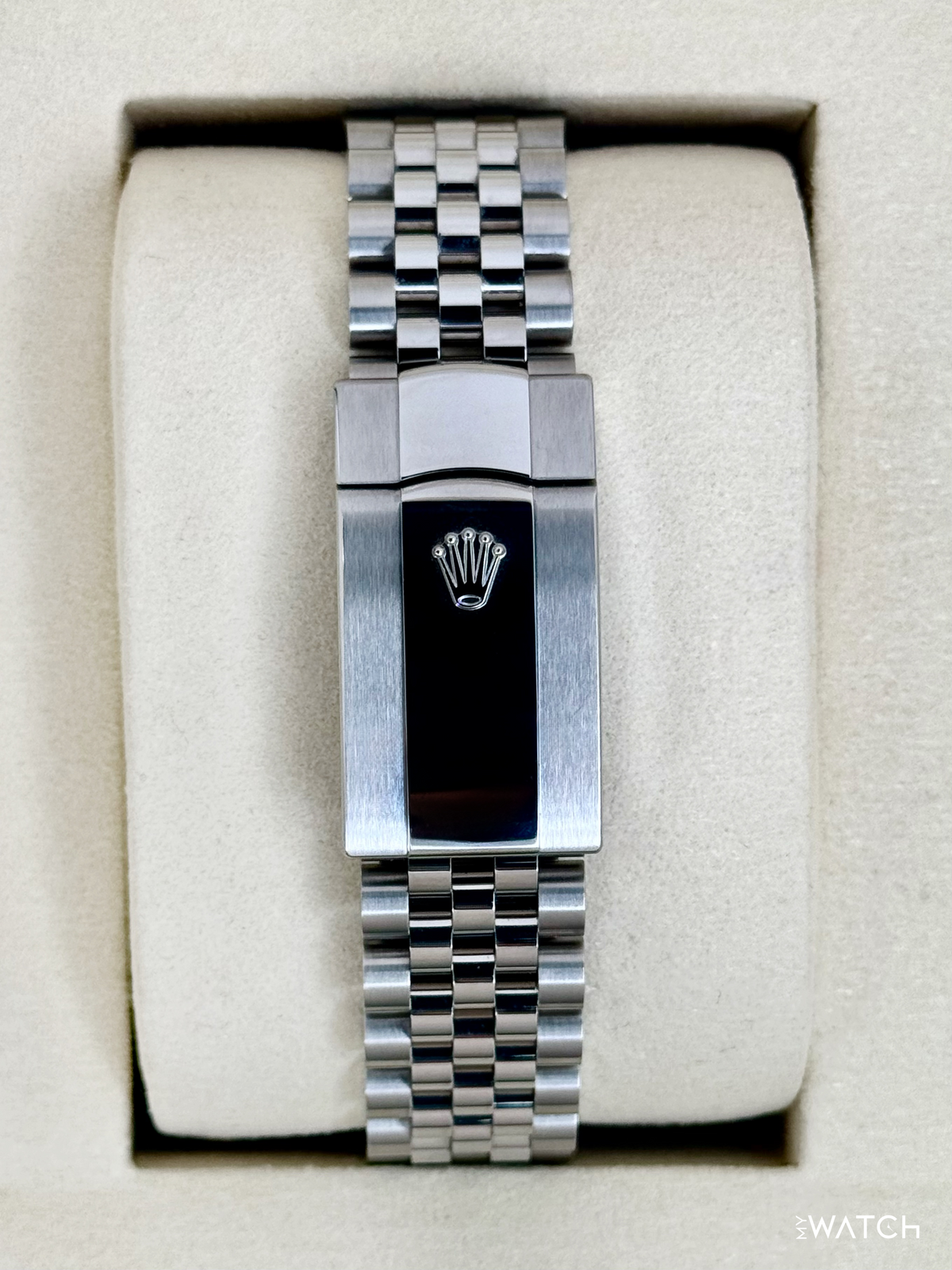 2025 Rolex Datejust 41mm 126334 Stainless Steel Jubilee Rhodium Diamond Dial