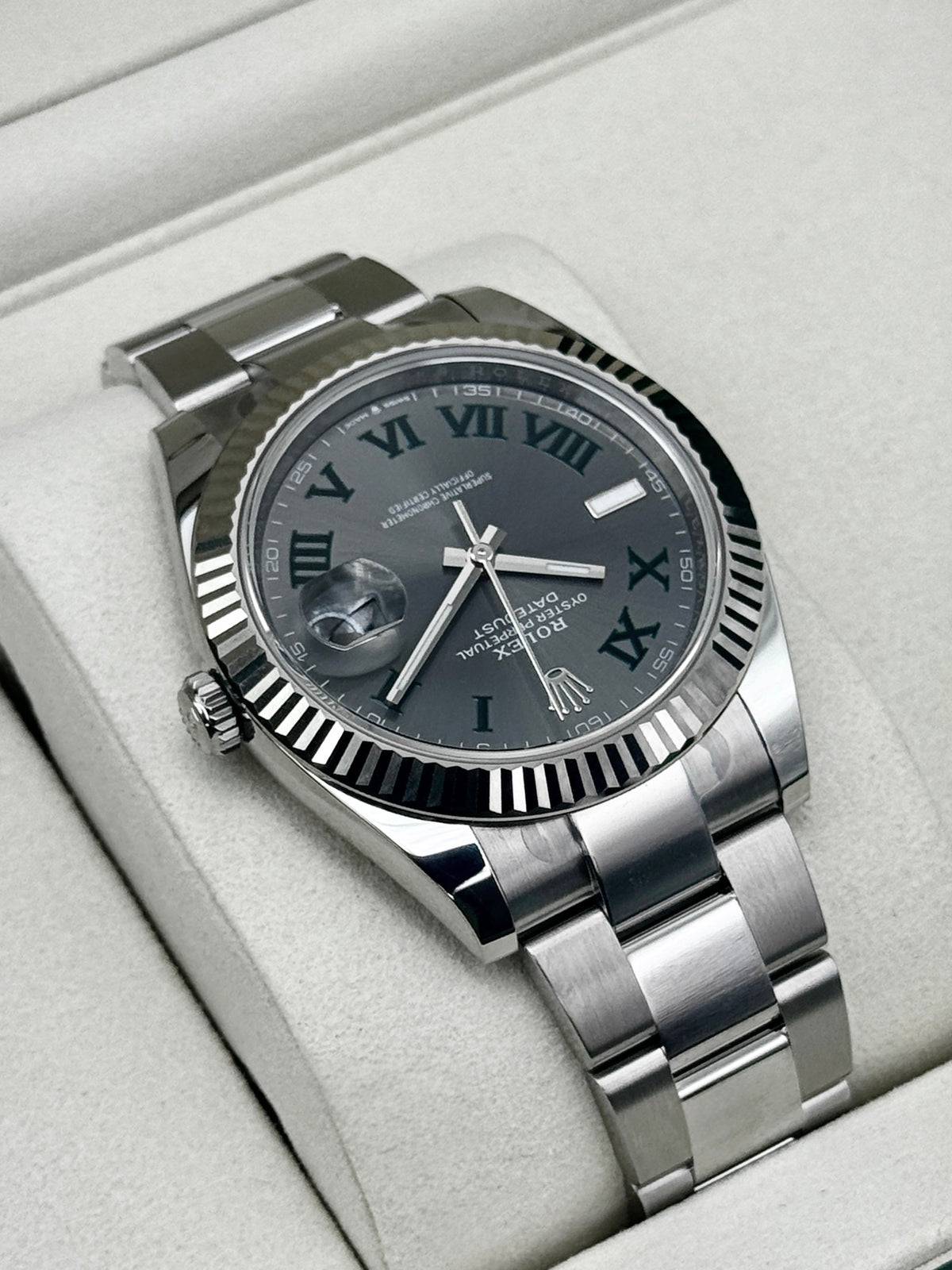 NEW 2026 Rolex Datejust 41mm 126334 Stainless Steel Oyster Wimbledon Dial (STICKERED)