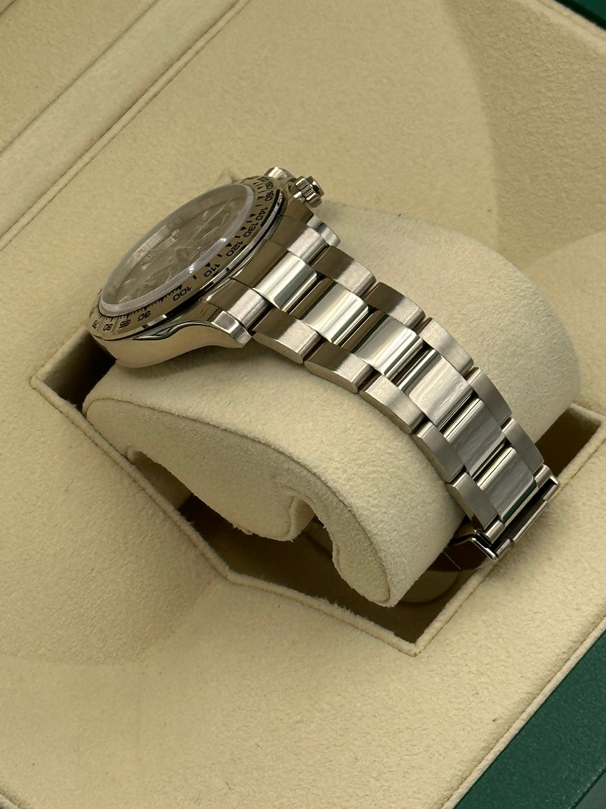 2022 Rolex Daytona 40mm 116509 White Gold Silver Dial