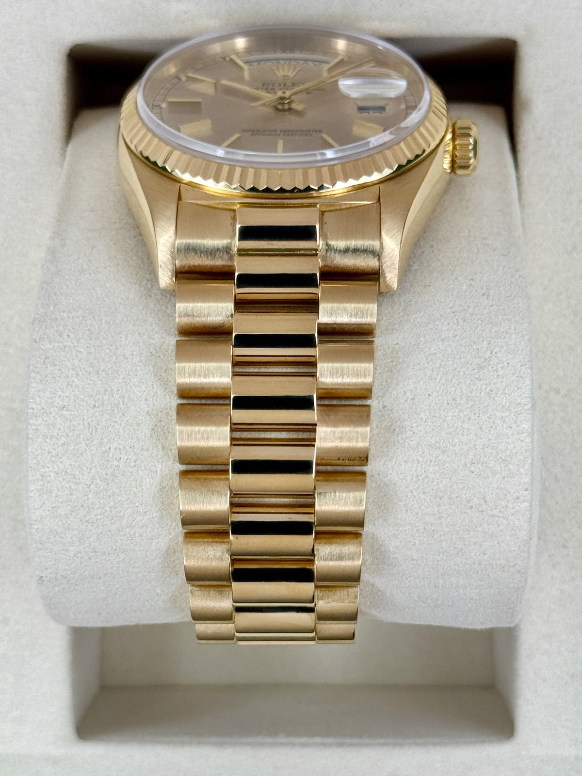 1986 Rolex Day-Date 36mm 18238 Presidential Yellow Gold Silver Dial