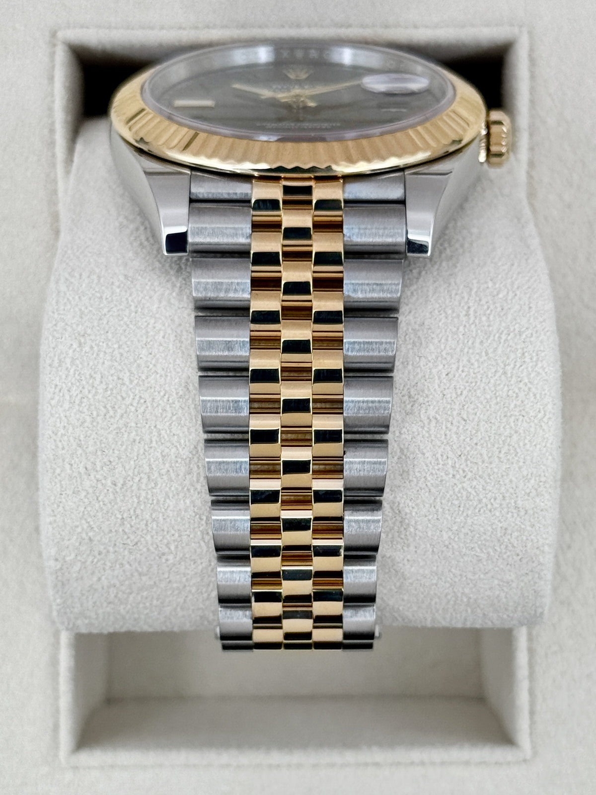 2022 Rolex Datejust 41mm 126333 Two-Tone Jubilee Wimbledon Dial