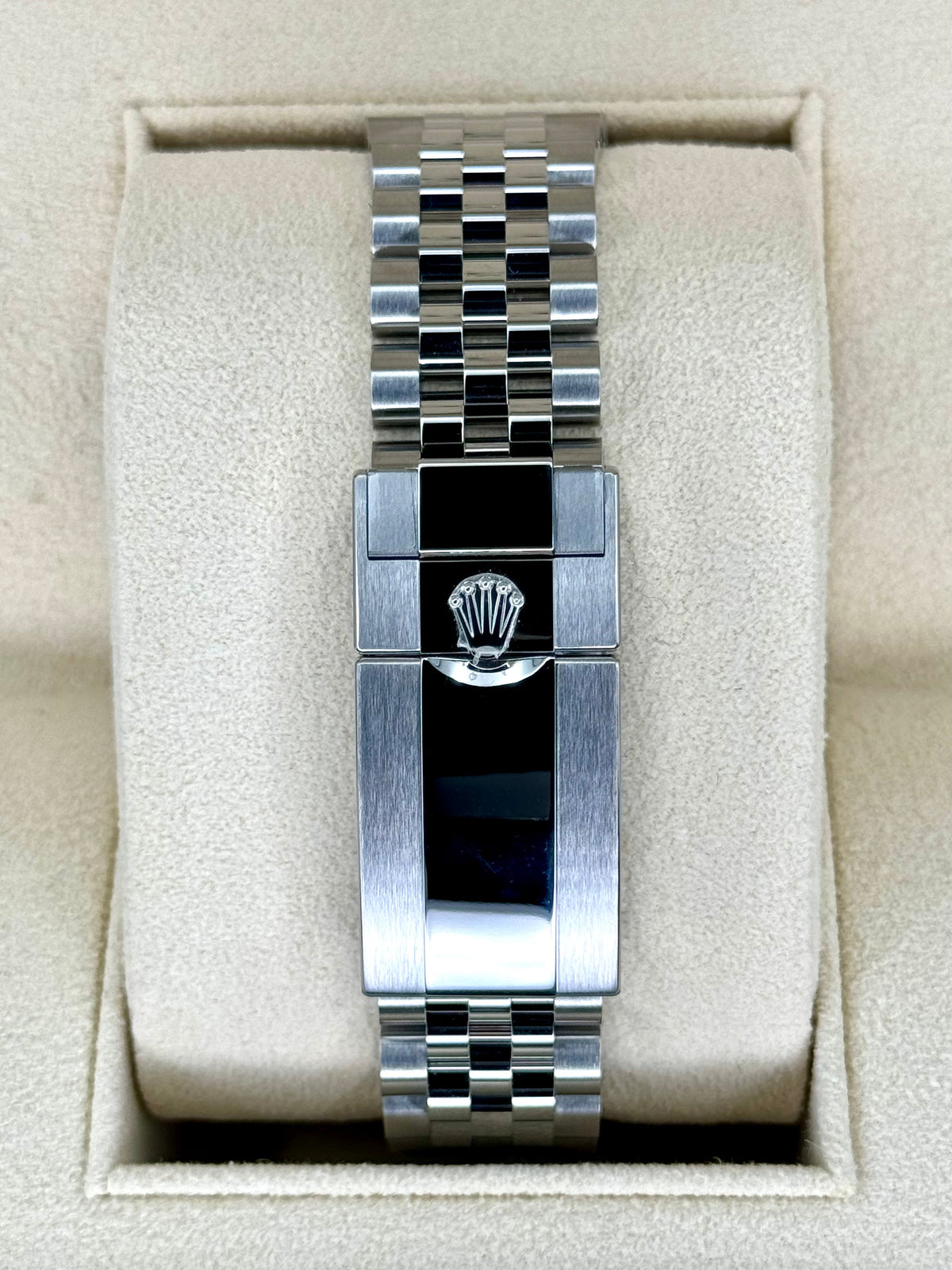 NEW 2022 Rolex GMT-Master II "Batgirl" 40mm 126710BLNR Jubilee Black Dial