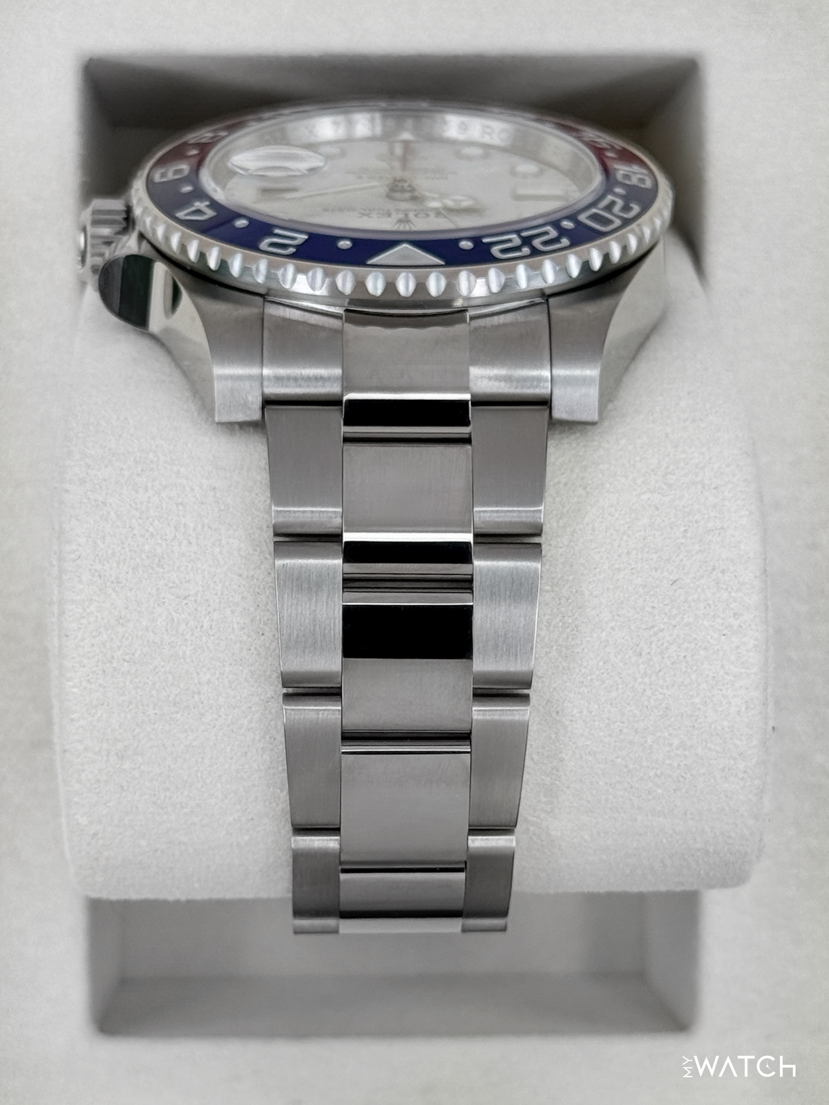Rolex GMT-Master II "Pepsi" 40mm 126719BLRO Meteorite Dial