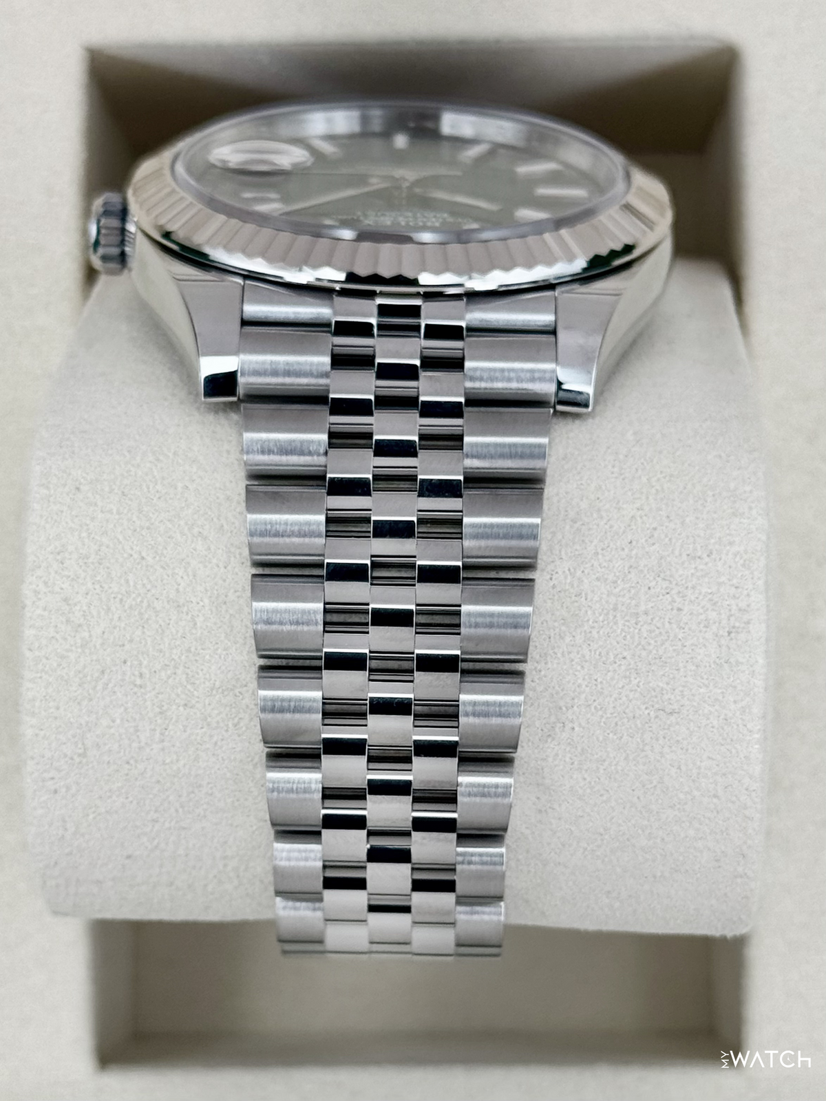 NEW 2026 Rolex Datejust 41mm 126334 Stainless Steel Jubilee Green Ombre Dial