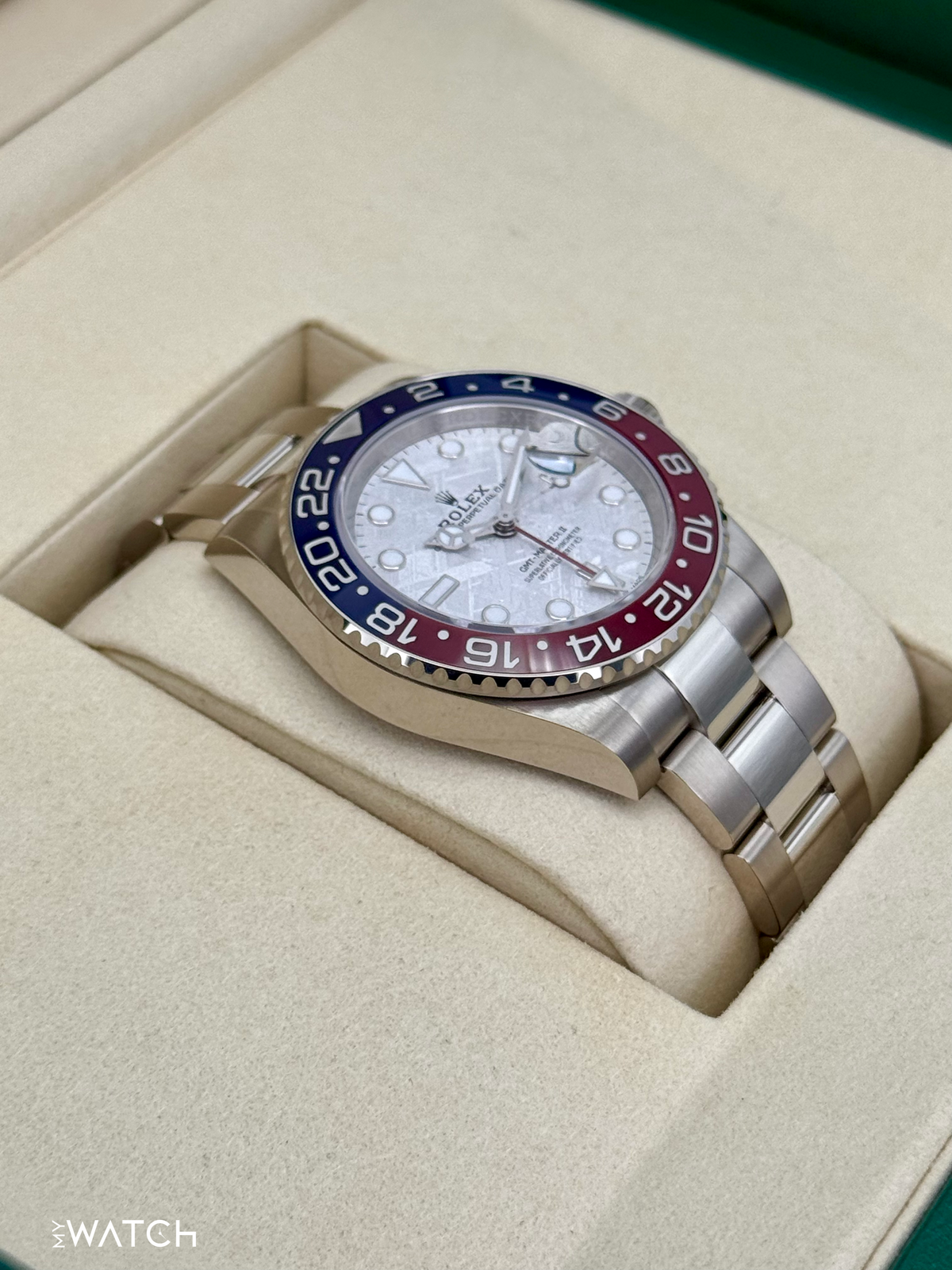NEW 2025 Rolex GMT-Master II "Pepsi" 40mm 126719BLRO Meteorite Dial