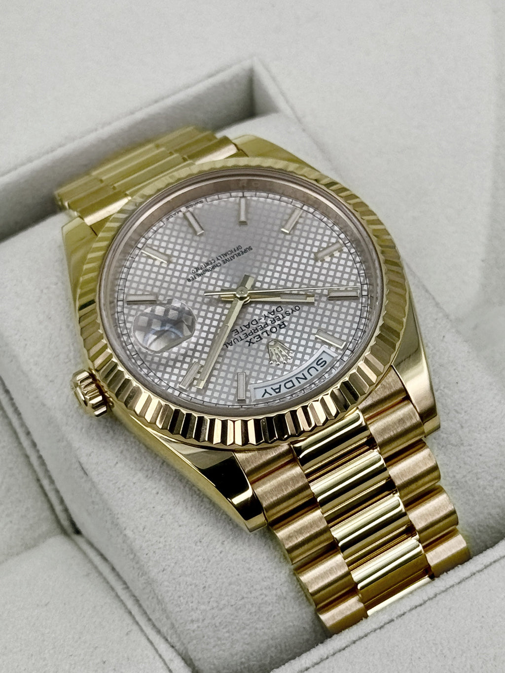 2016 Rolex Day-Date 40mm 228238 Presidential Silver Motif Dial