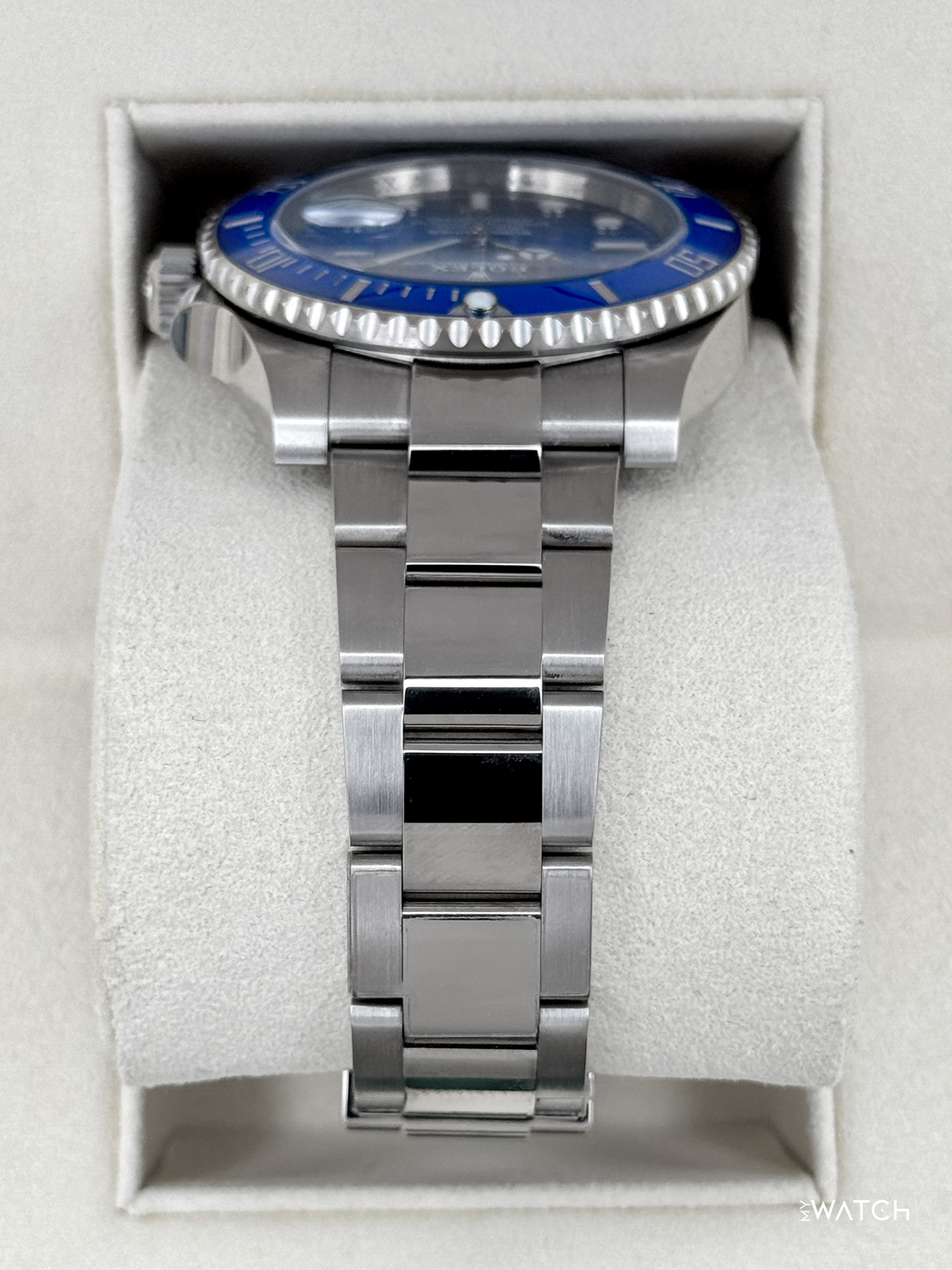 2020 Rolex Submariner "Smurf" 40mm 116619LB White Gold Blue Dial (NFC Card)