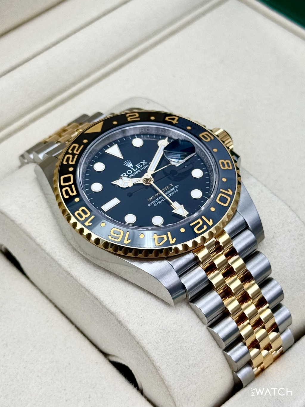NEW 2026 Rolex GMT-Master II 40mm 126713GRNR Two-Tone Jubilee (STICKERED)