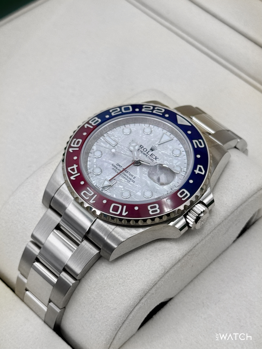 Rolex GMT-Master II "Pepsi" 40mm 126719BLRO Meteorite Dial