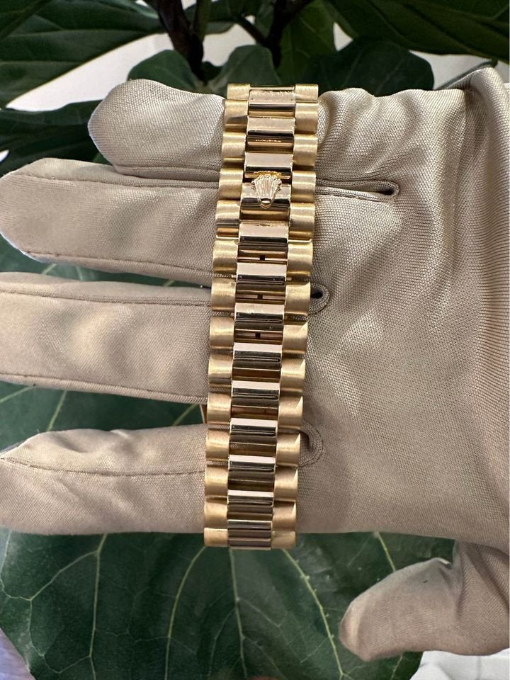 1995 Rolex Day-Date 36mm 18238 Presidential Rare Myriad Dial