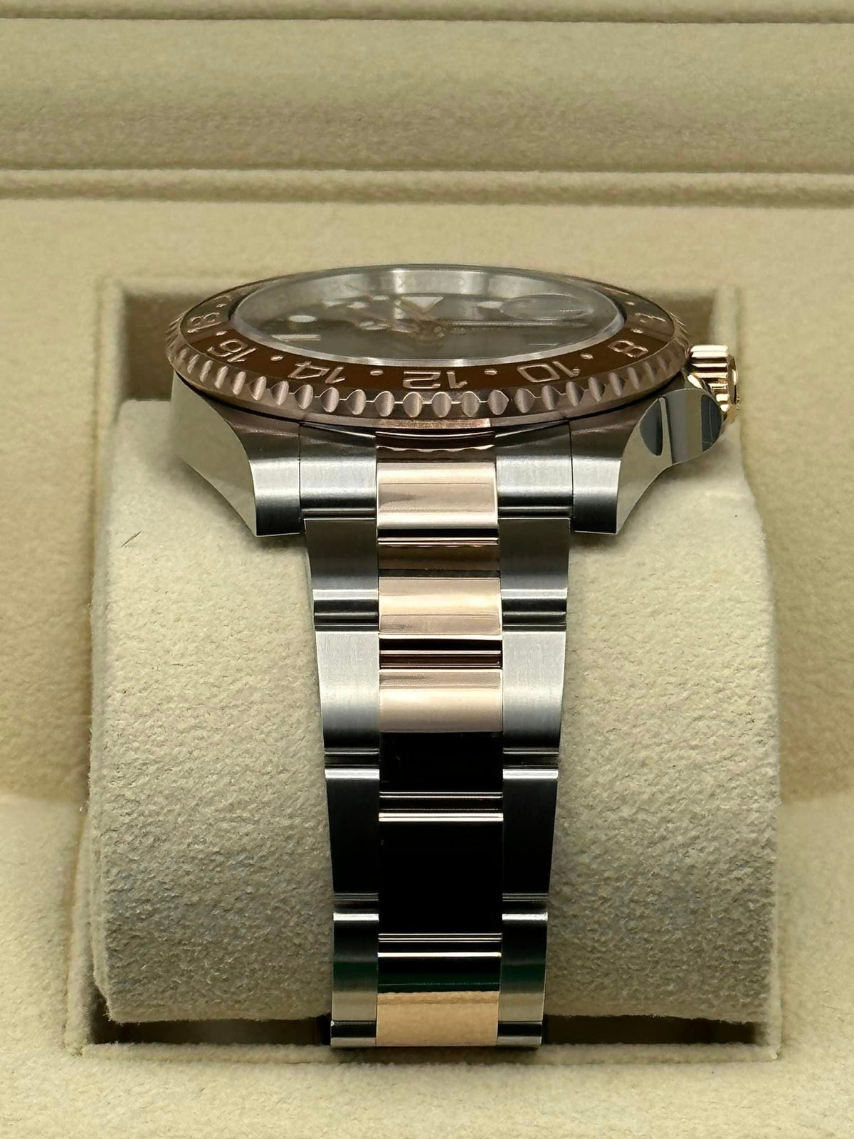 NEW 2023 Rolex GMT-Master II "Rootbeer" 40mm 126711CHNR Two-Tone