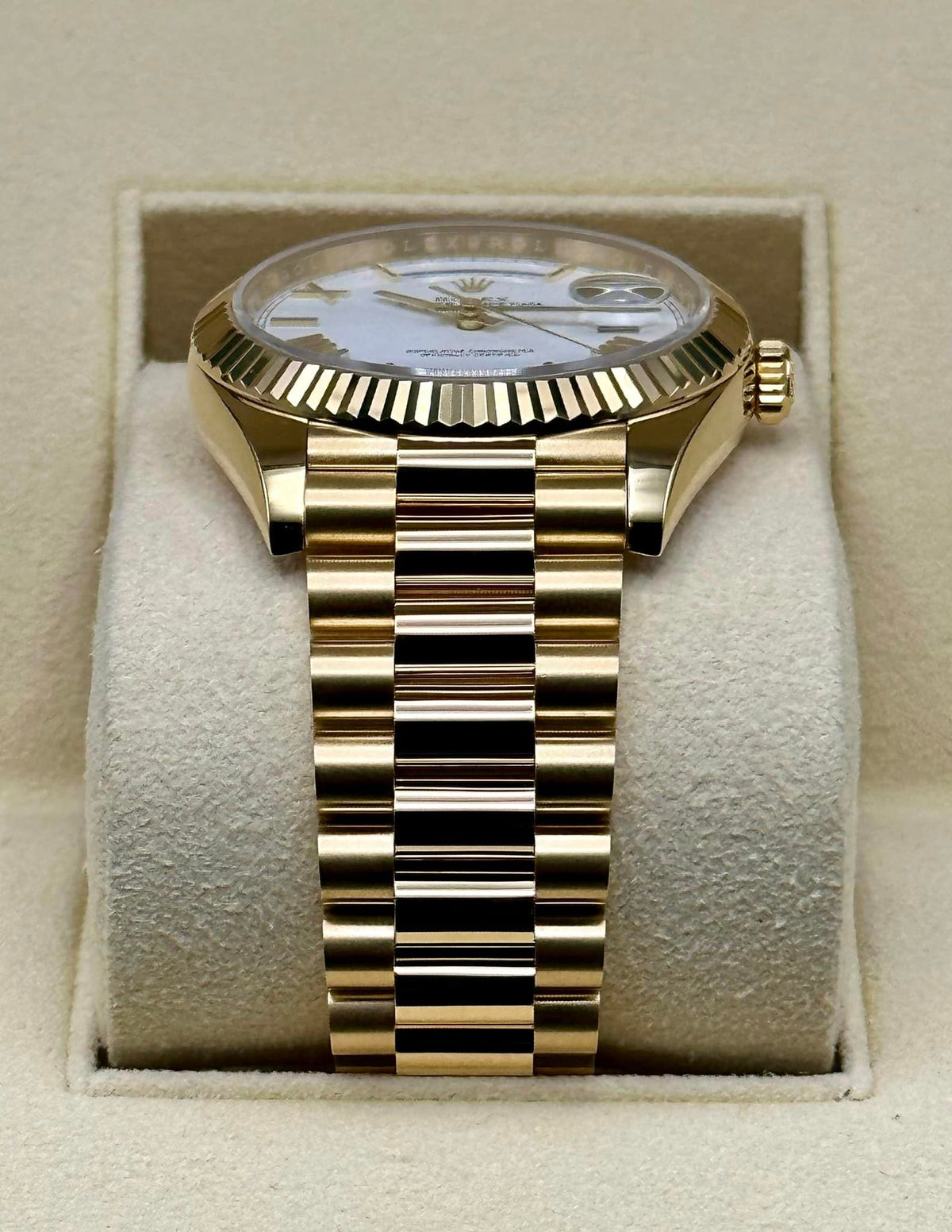 Rolex Day-Date 40mm 228238 Presidential White Dial