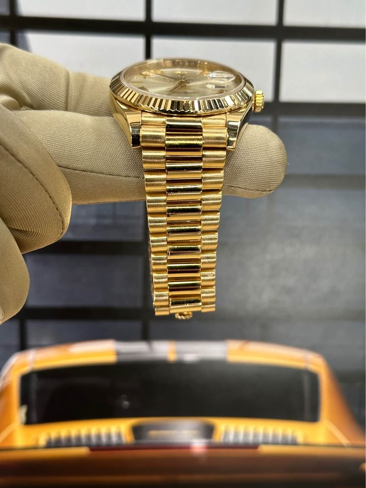 2017 Rolex Day-Date 40mm 228238 Presidential Silver Dial