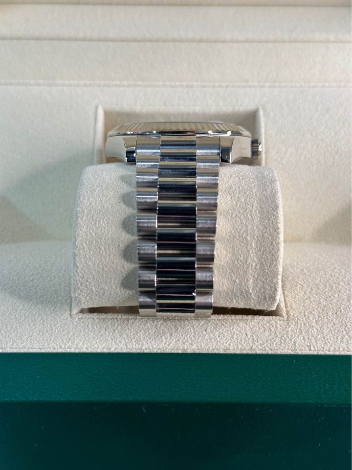 2013 Rolex Day-Date 41mm 218239 White Gold Jubilee Silver Stick Dial