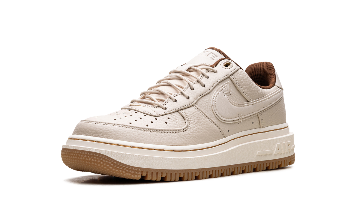 Air Force 1 Low "Luxe Pearl White" DB4109 200