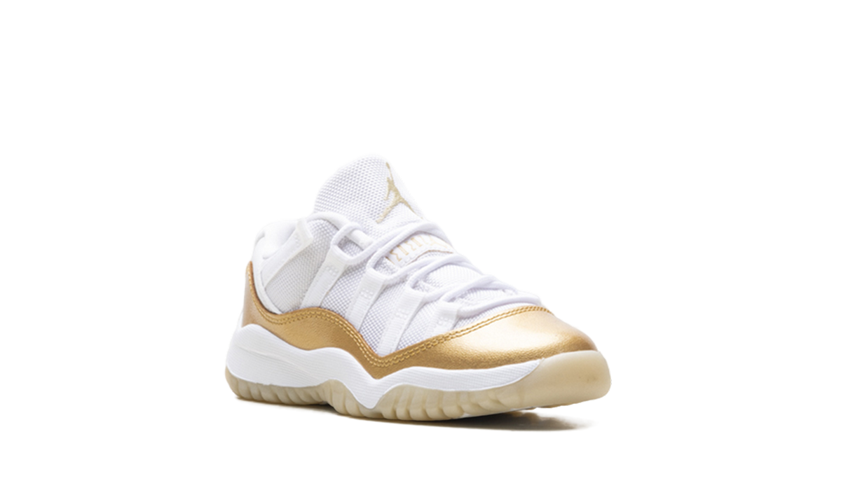 Air Jordan 11 Retro Low PS "Mother's Day" 580522 102
