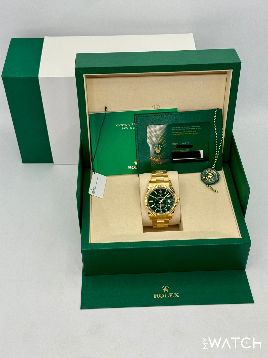 NEW 2026 Rolex Sky-Dweller 42mm 336938 Yellow Gold Oyster Green Dial