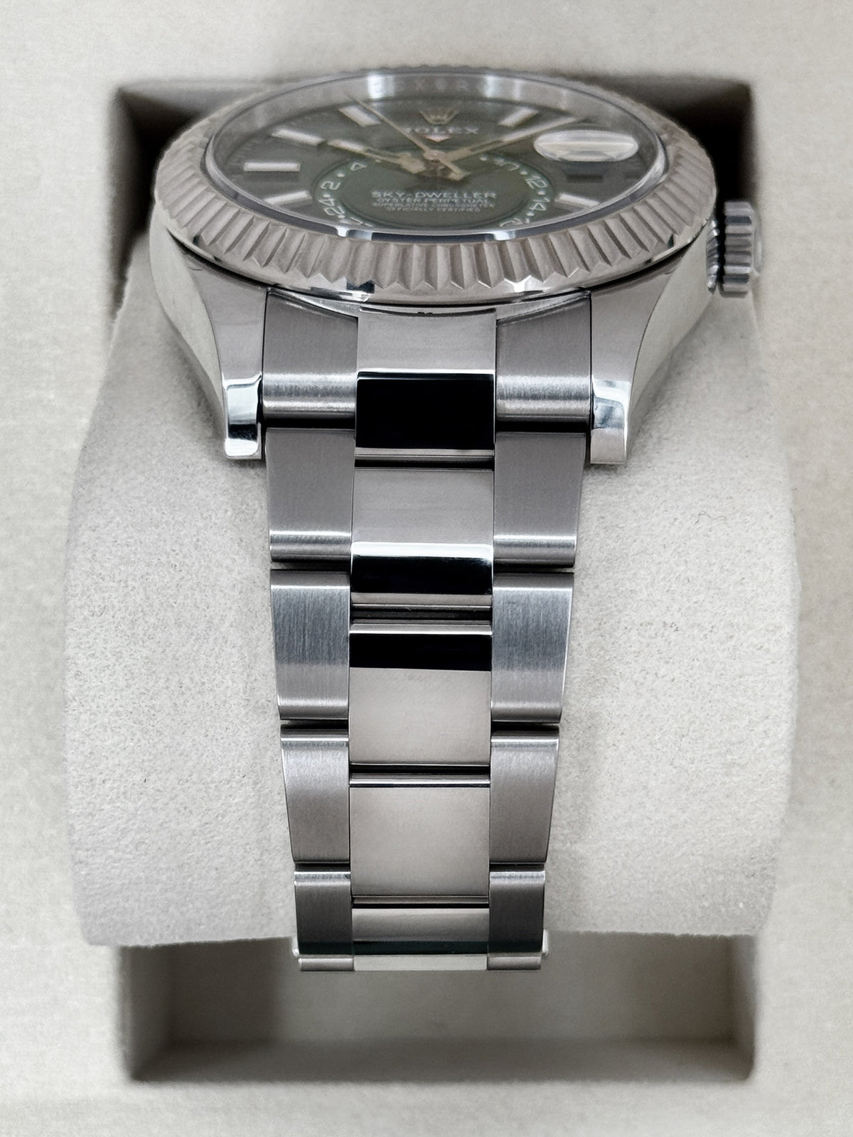 2025 Rolex Sky-Dweller 42mm 336934 Oyster Green Dial