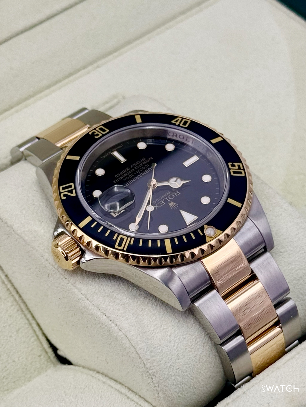 2009 Rolex Submariner 40mm 16613LN Two-Tone Black Dial (Collectors Set)