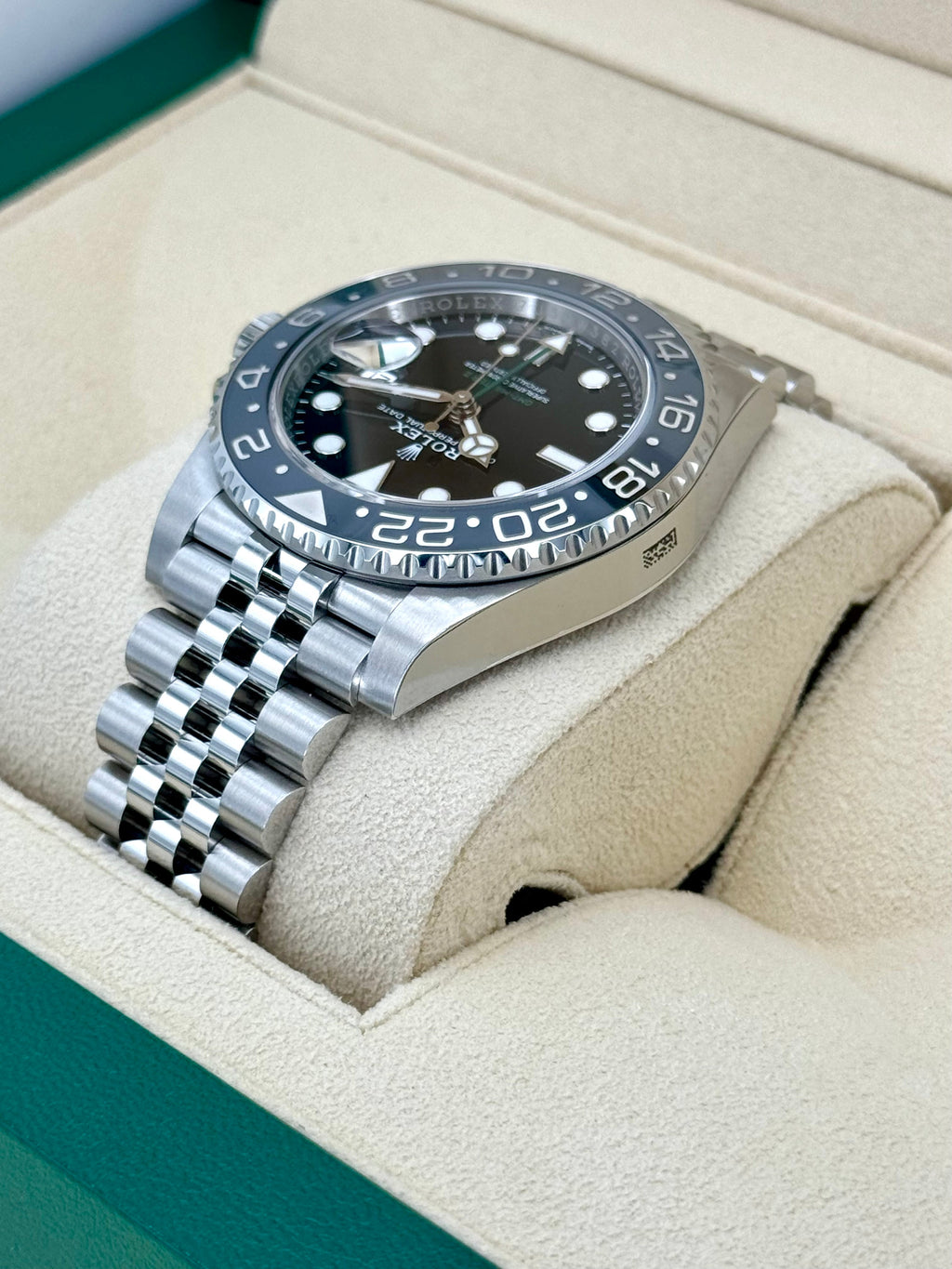 NEW 2025 Rolex GMT-Master II "Bruce Wayne" 40mm 126710GRNR Black Dial
