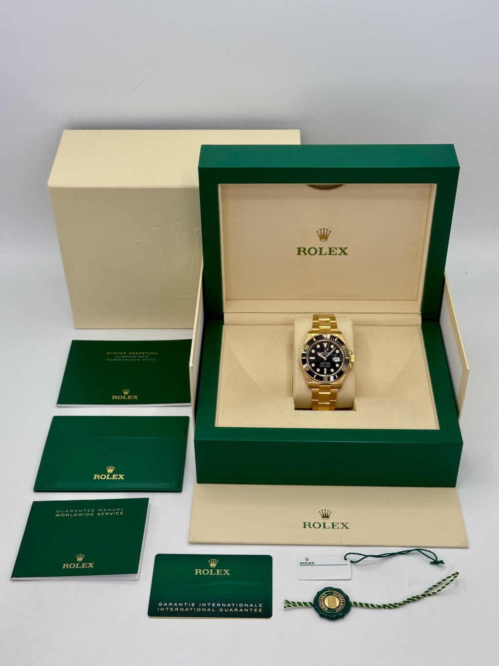 2021 Rolex Submariner 41mm 126618LN Yellow Gold Black Dial