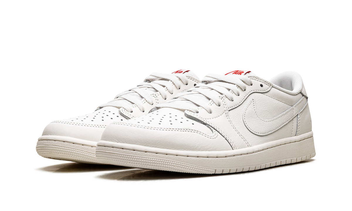 Air Jordan 1 Retro Low OG "Sail" HQ6998 100