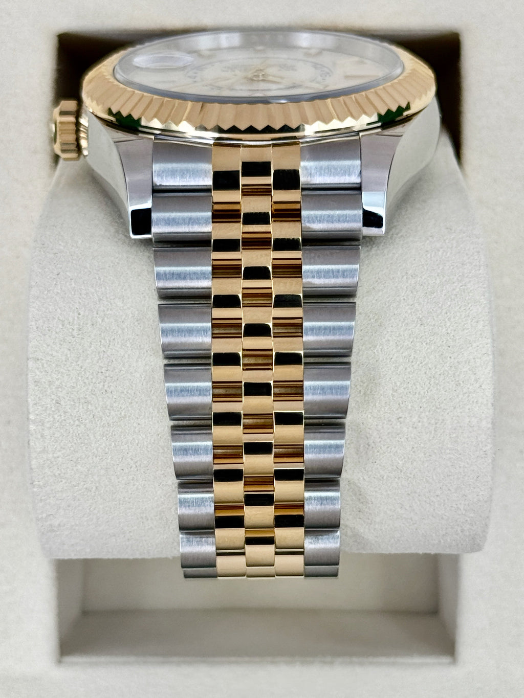 NEW 2026 Rolex Sky-Dweller 42mm 336933 Jubilee White Dial