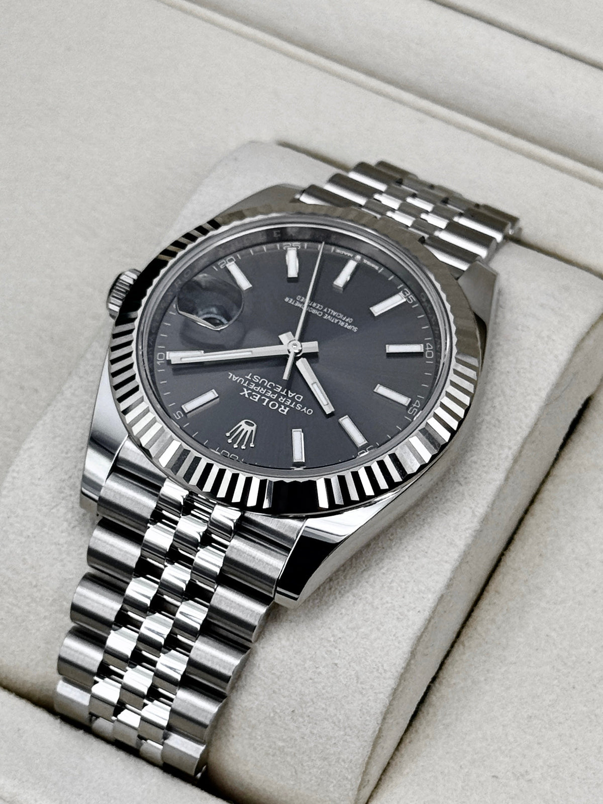 NEW 2026 Rolex Datejust 41mm 126334 Stainless Steel Jubilee Rhodium Dial (STICKERED)