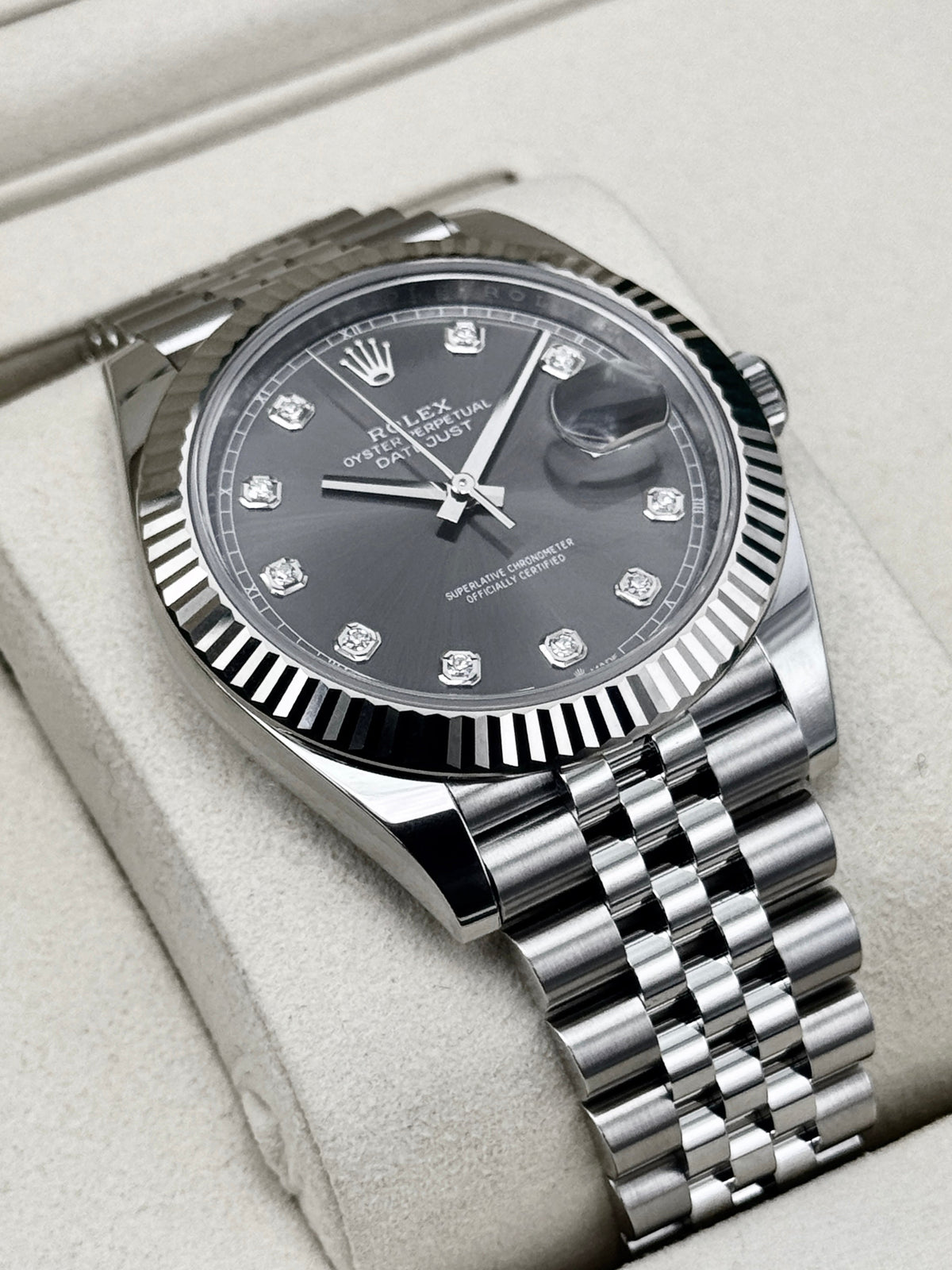 NEW 2026 Rolex Datejust 41mm 126334 Stainless Steel Jubilee Rhodium Diamond Dial