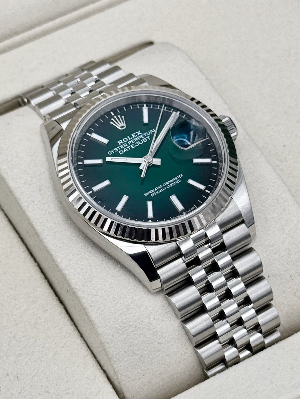 2026 Rolex Datejust 36mm 126234 Stainless Steel Jubilee Green Ombre Dial