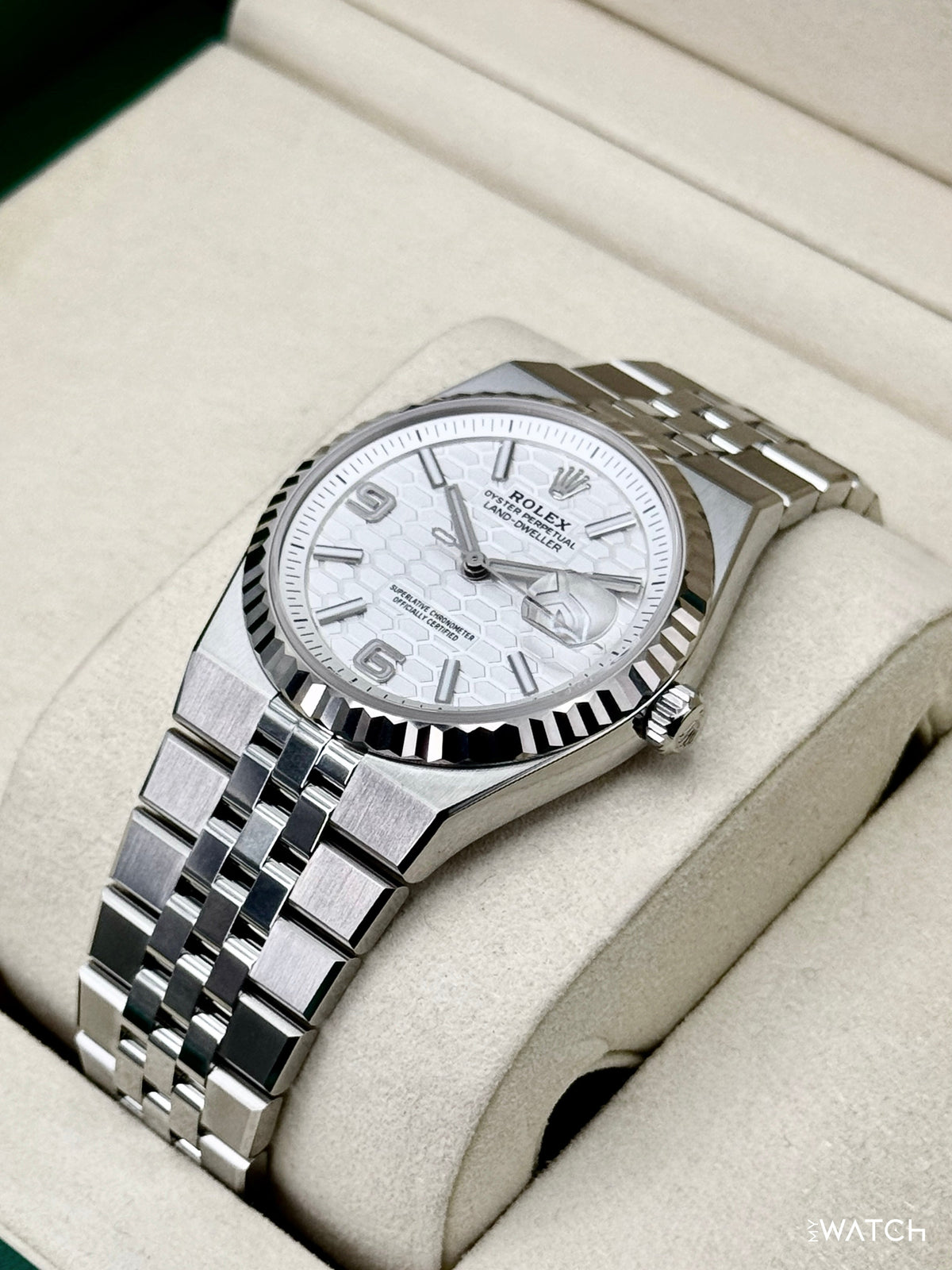 NEW 2026 Rolex Land-Dweller 36mm 127234 Stainless Steel Flat Jubilee White Dial