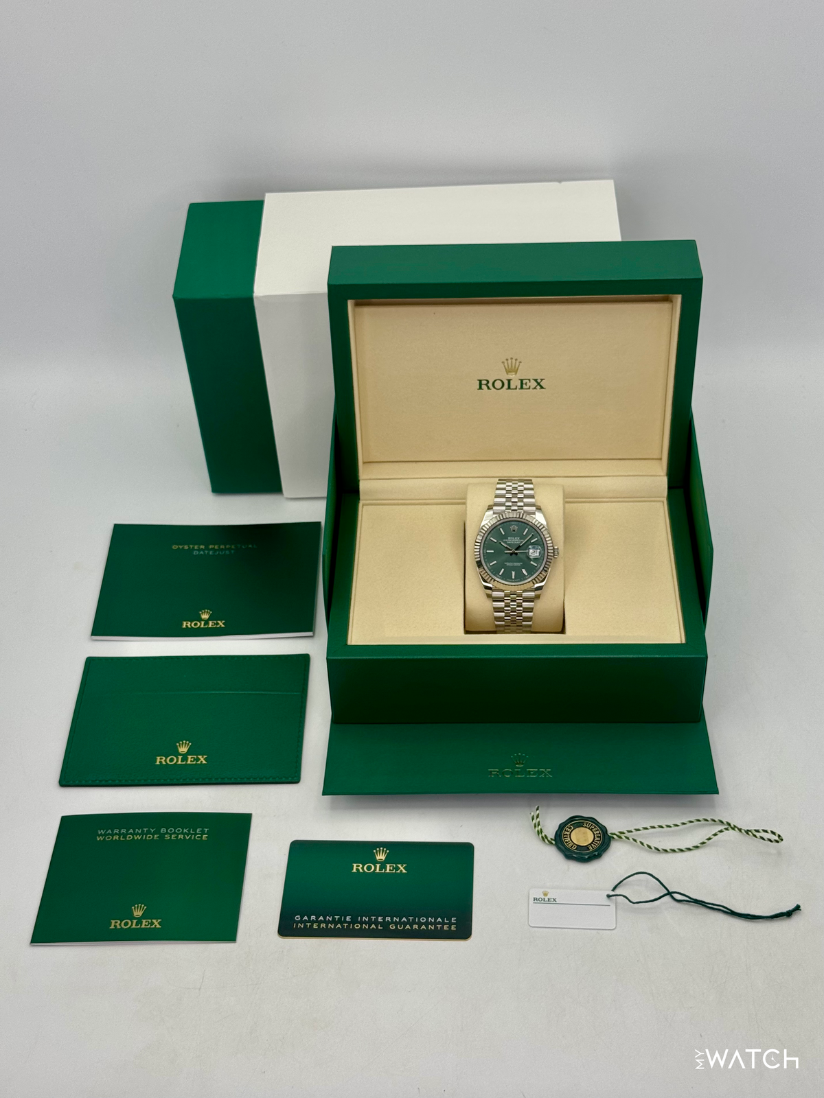 NEW 2026 Rolex Datejust 41mm 126334 Jubilee Green Dial