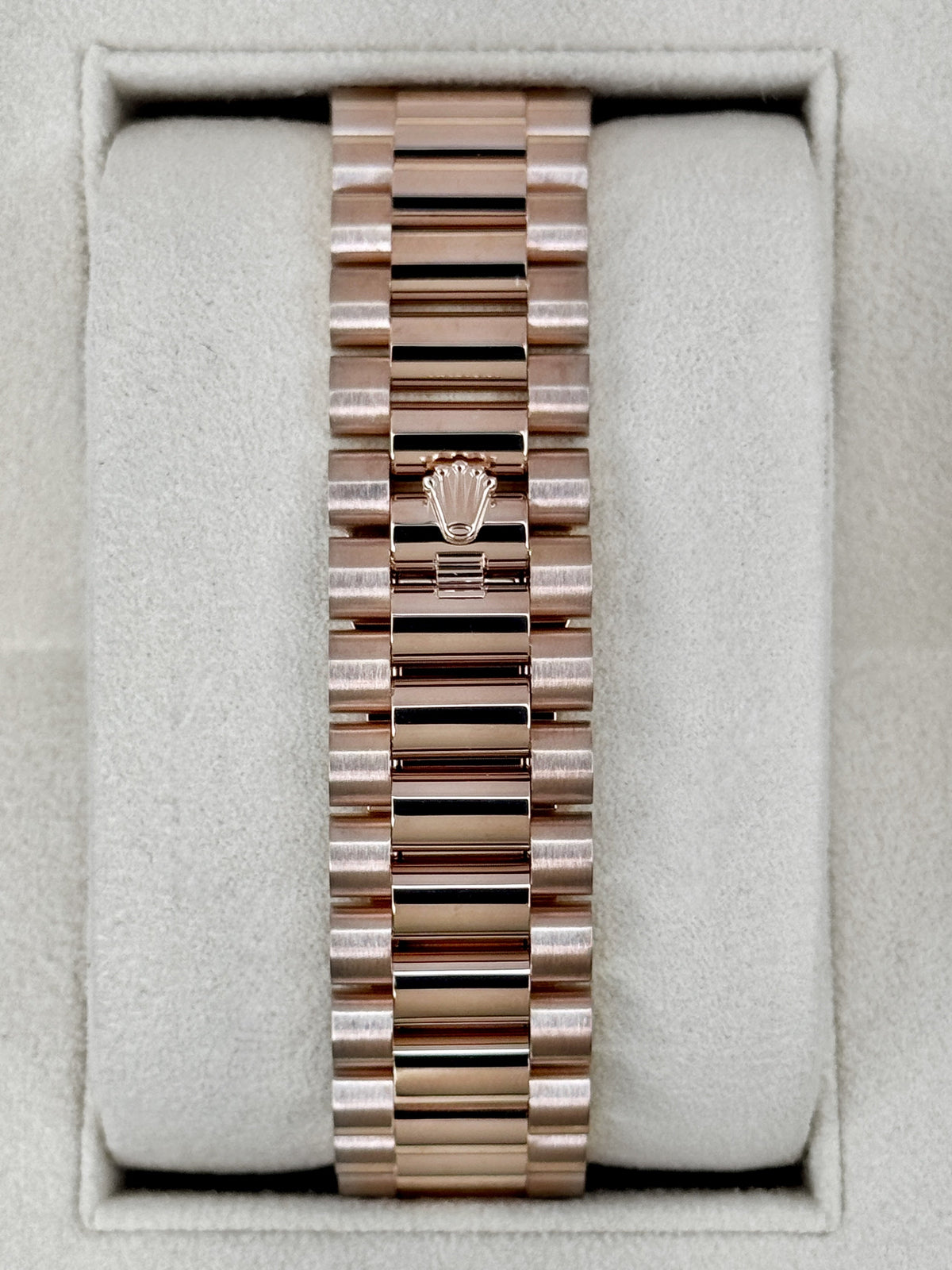 2020 Rolex Day-Date 40mm 228235 Presidential Rose Gold Sundust Dial