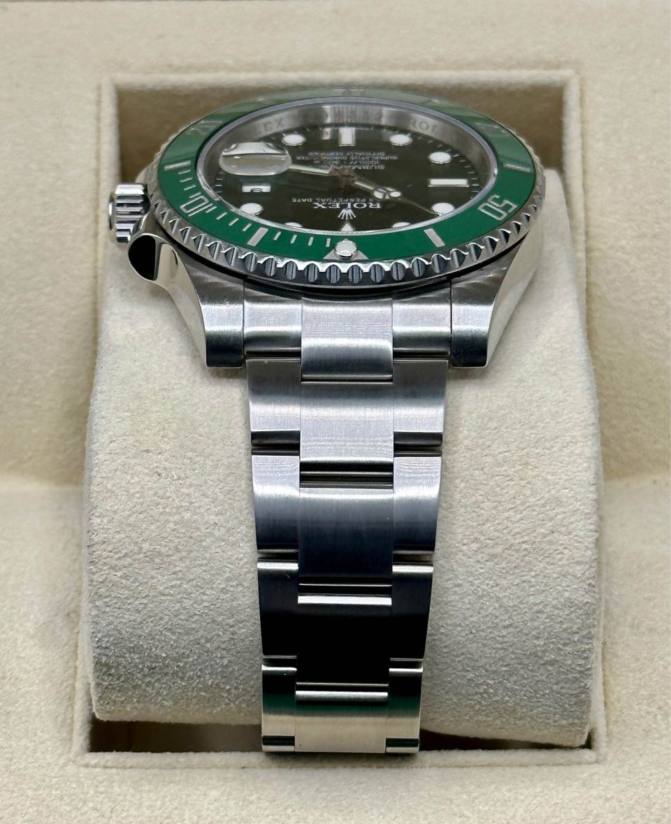 2014 Rolex Submariner "Hulk" 40mm 116610LV Oyster Green Dial