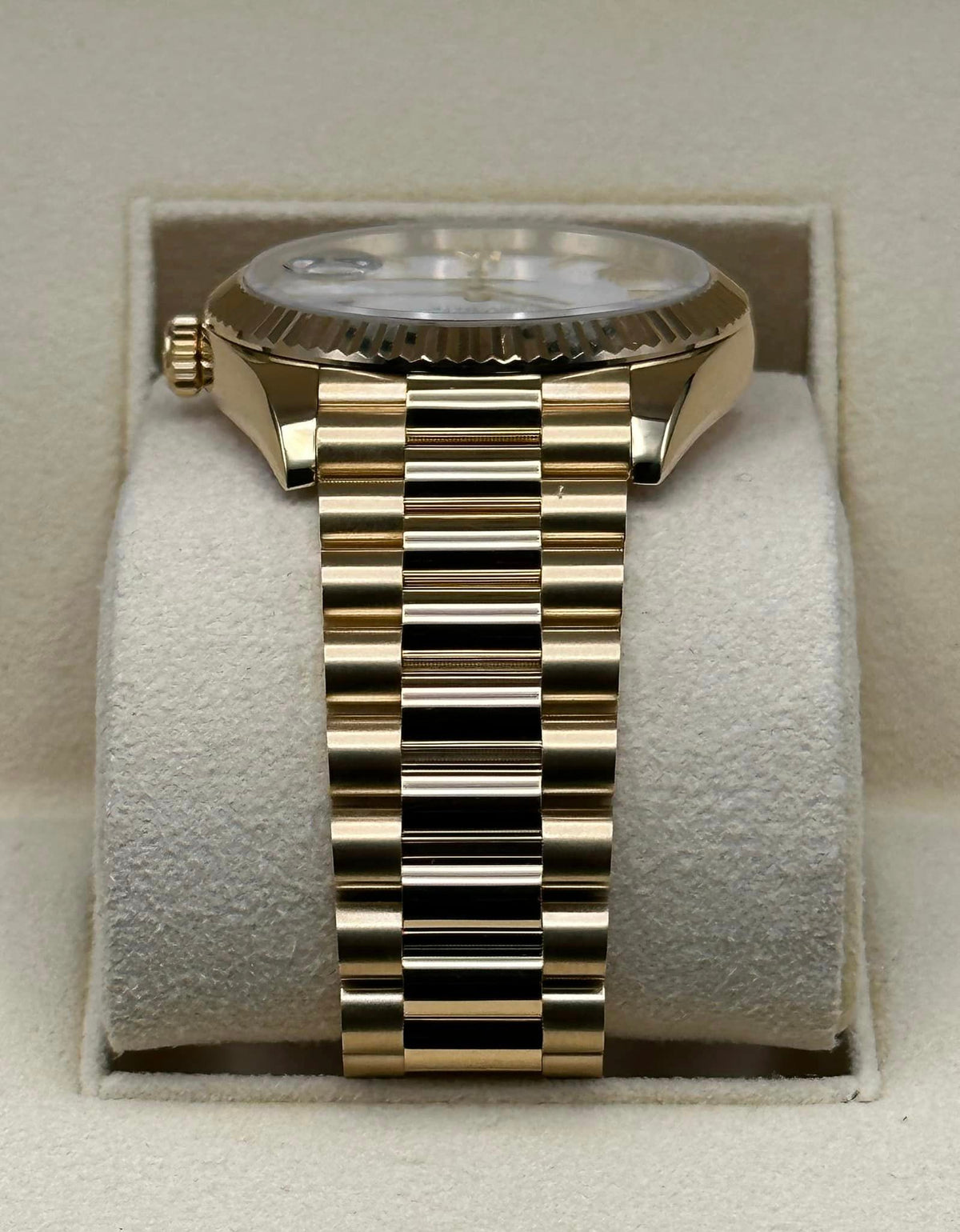 Rolex Day-Date 40mm 228238 Presidential White Dial