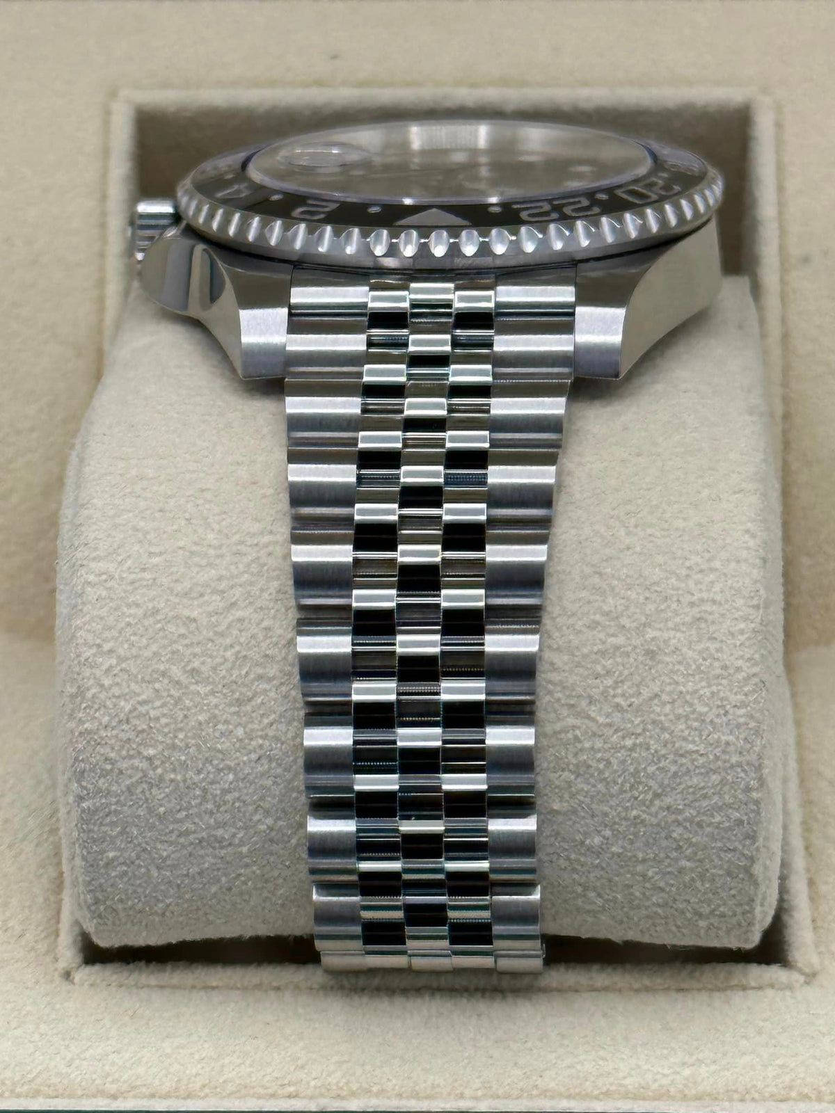 2023 Rolex GMT Master II "Batgirl" 40mm 126710BLNR Jubilee Black Dial