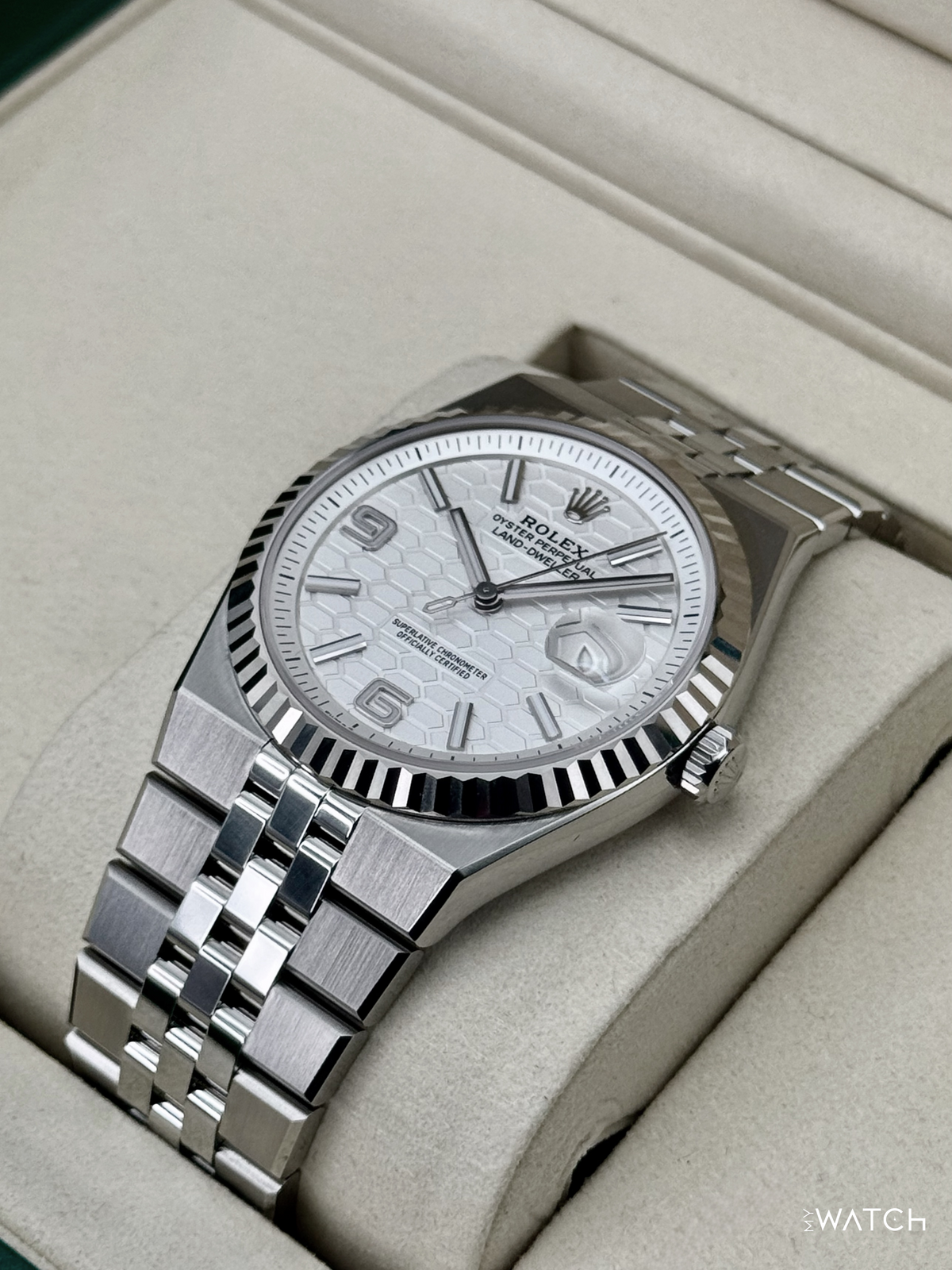 NEW 2026 Rolex Land-Dweller 40mm 127334 Stainless Steel Jubilee White Dial